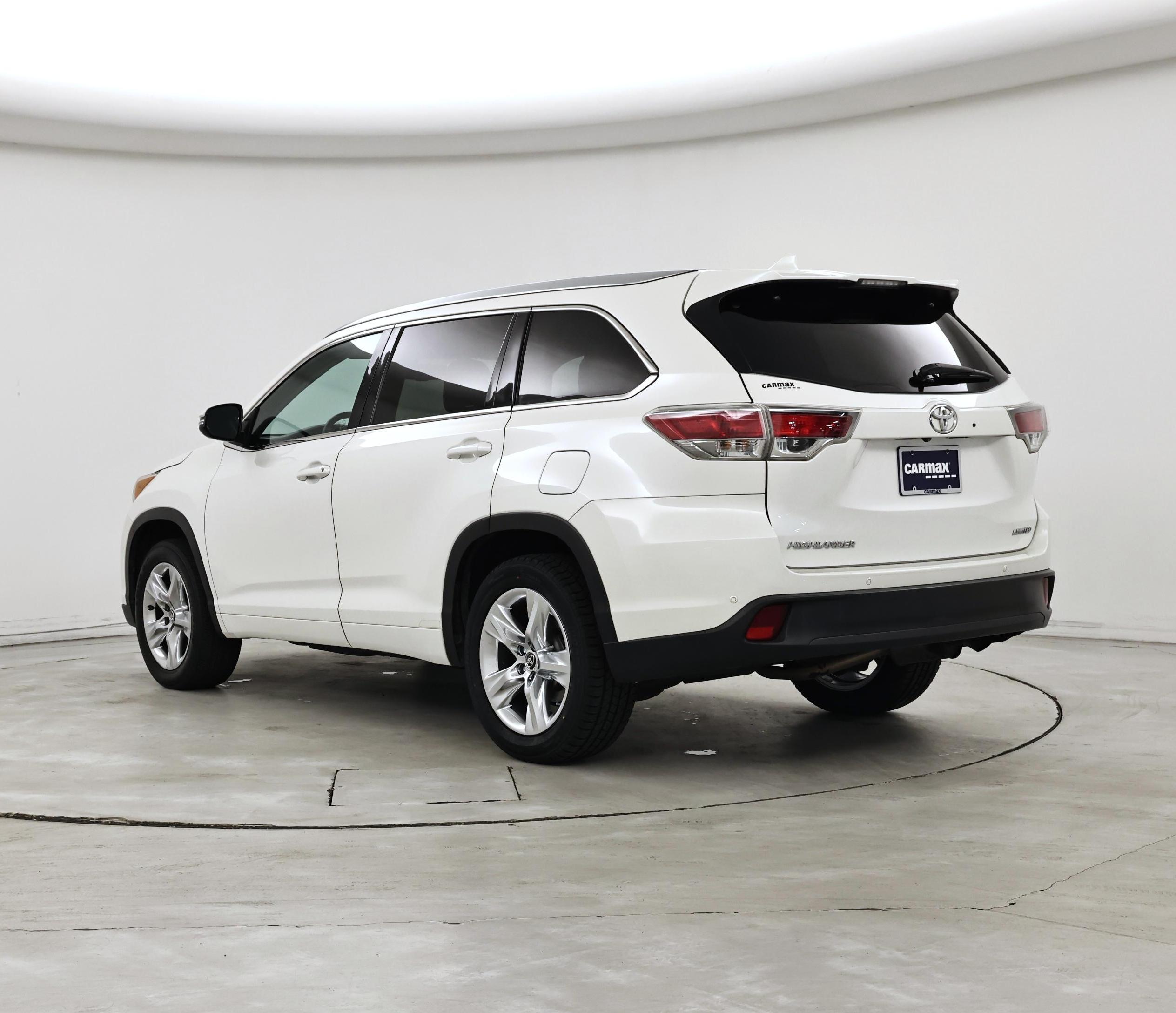Thumbnail: 2016 Toyota Highlander - 2