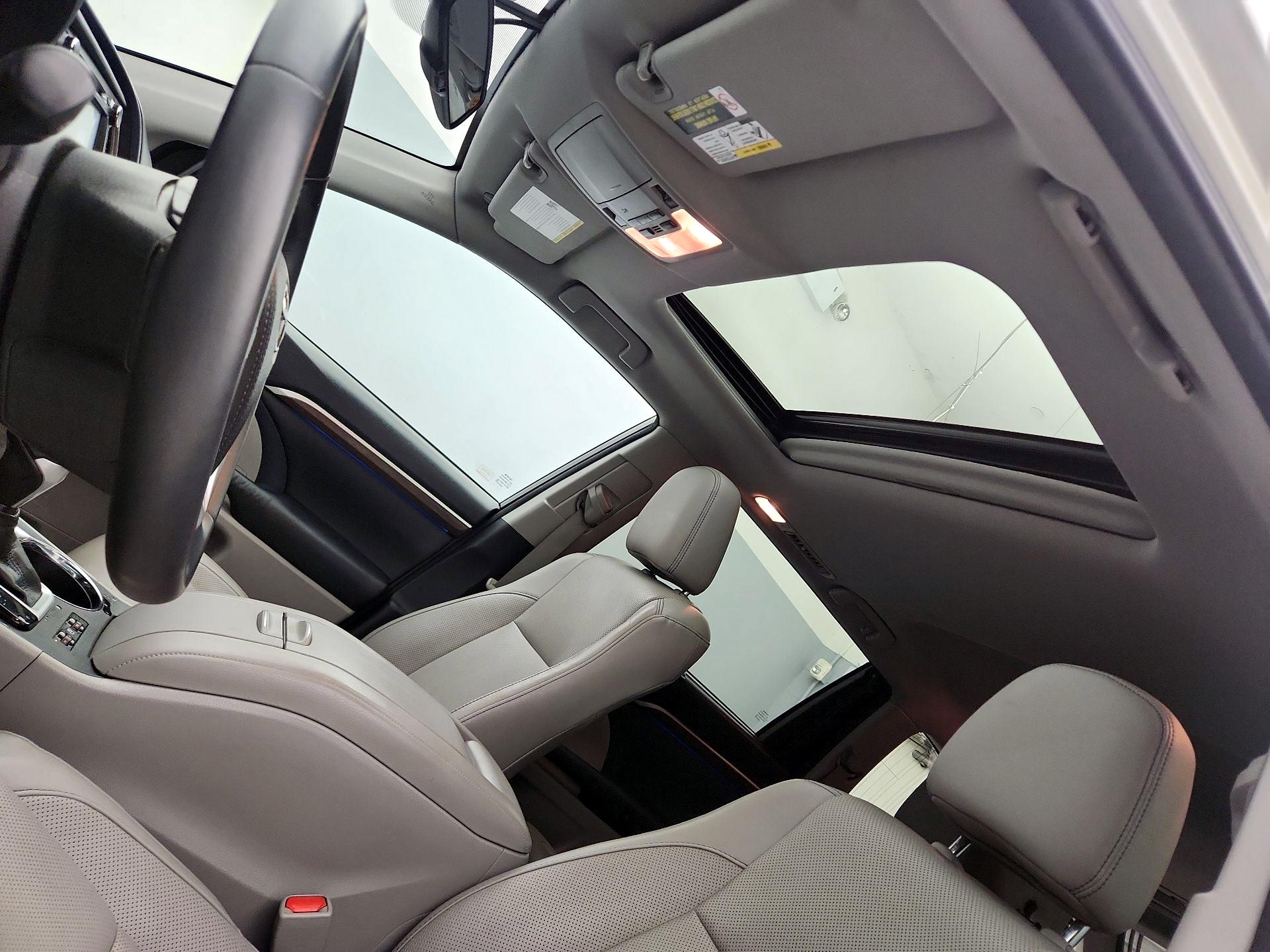 Thumbnail: 2016 Toyota Highlander - 19