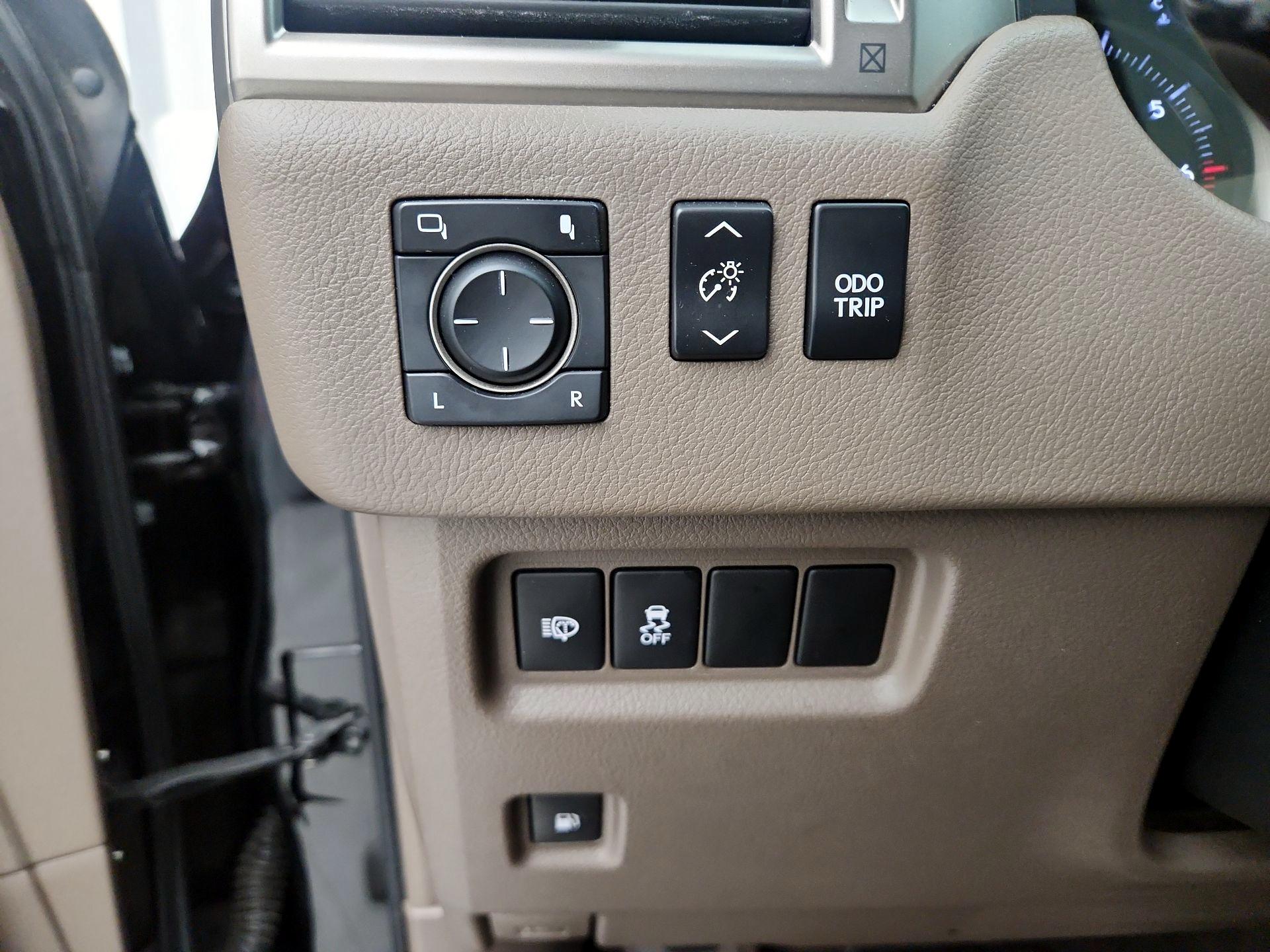Thumbnail: 2019 Lexus GX - 13