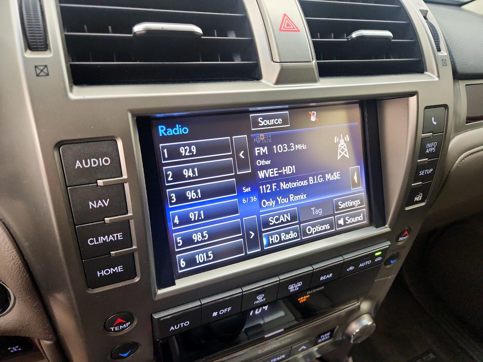 Thumbnail: 2019 Lexus GX - 16