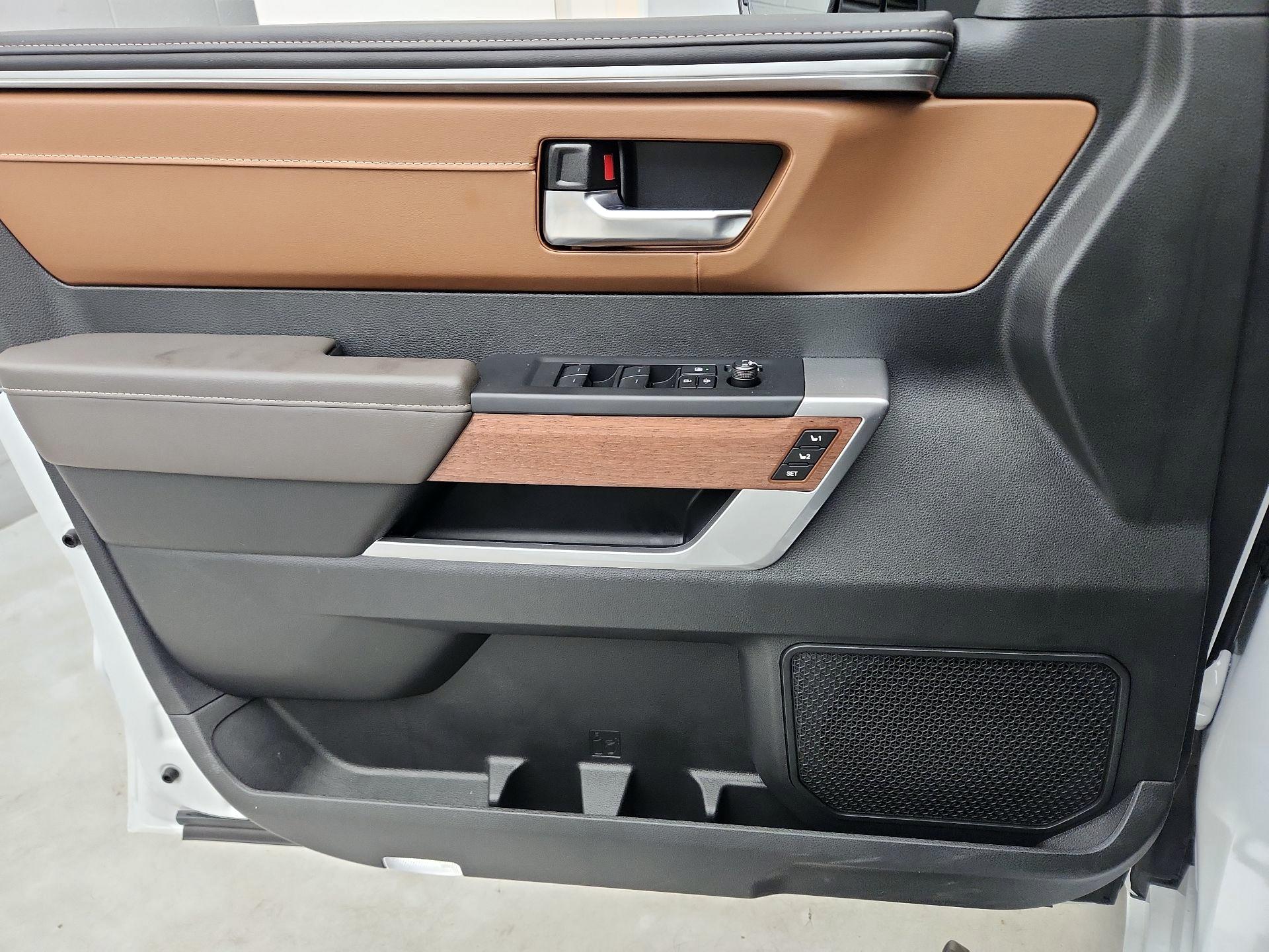 Thumbnail: 2025 Toyota Tundra - 12