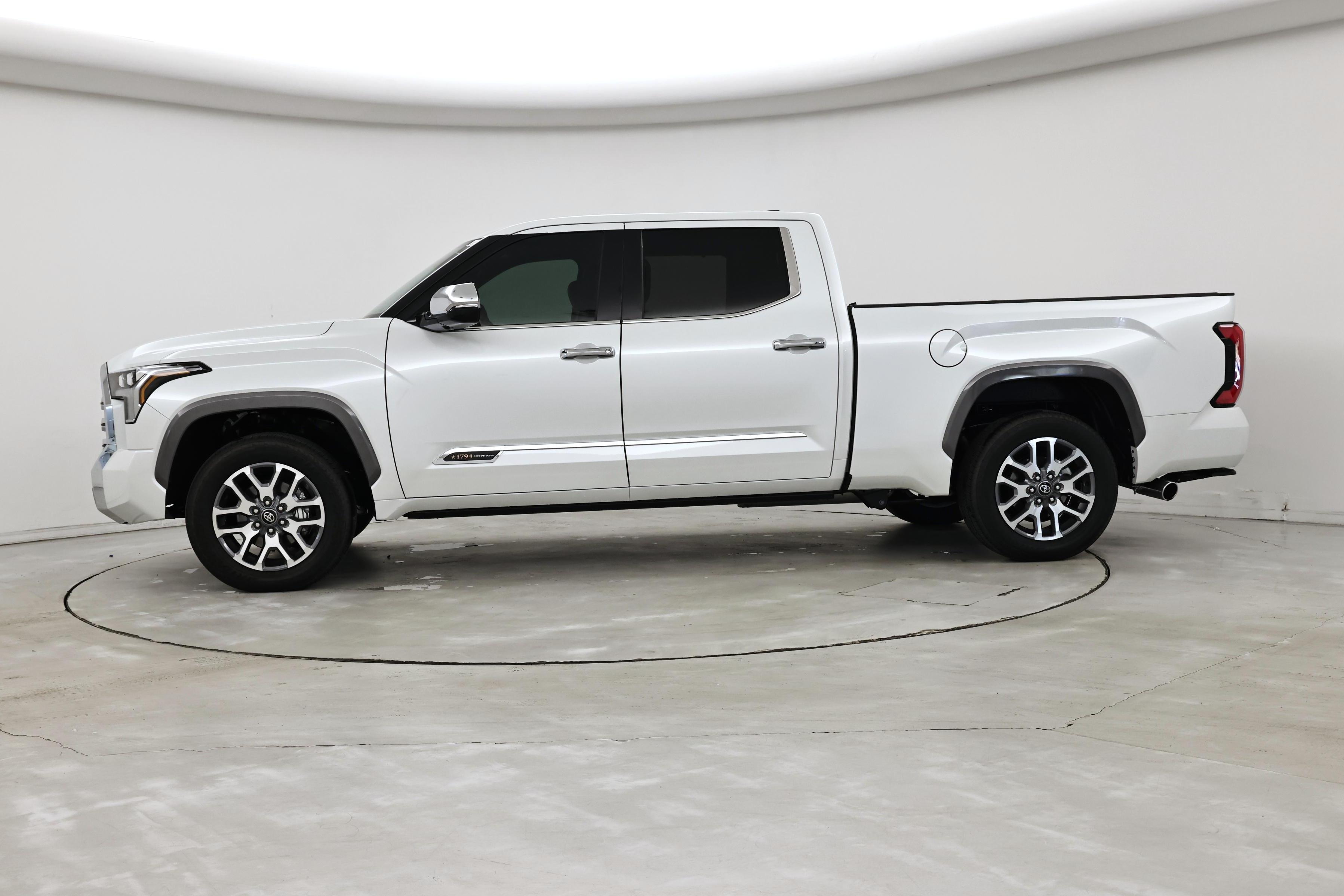 Thumbnail: 2025 Toyota Tundra - 3