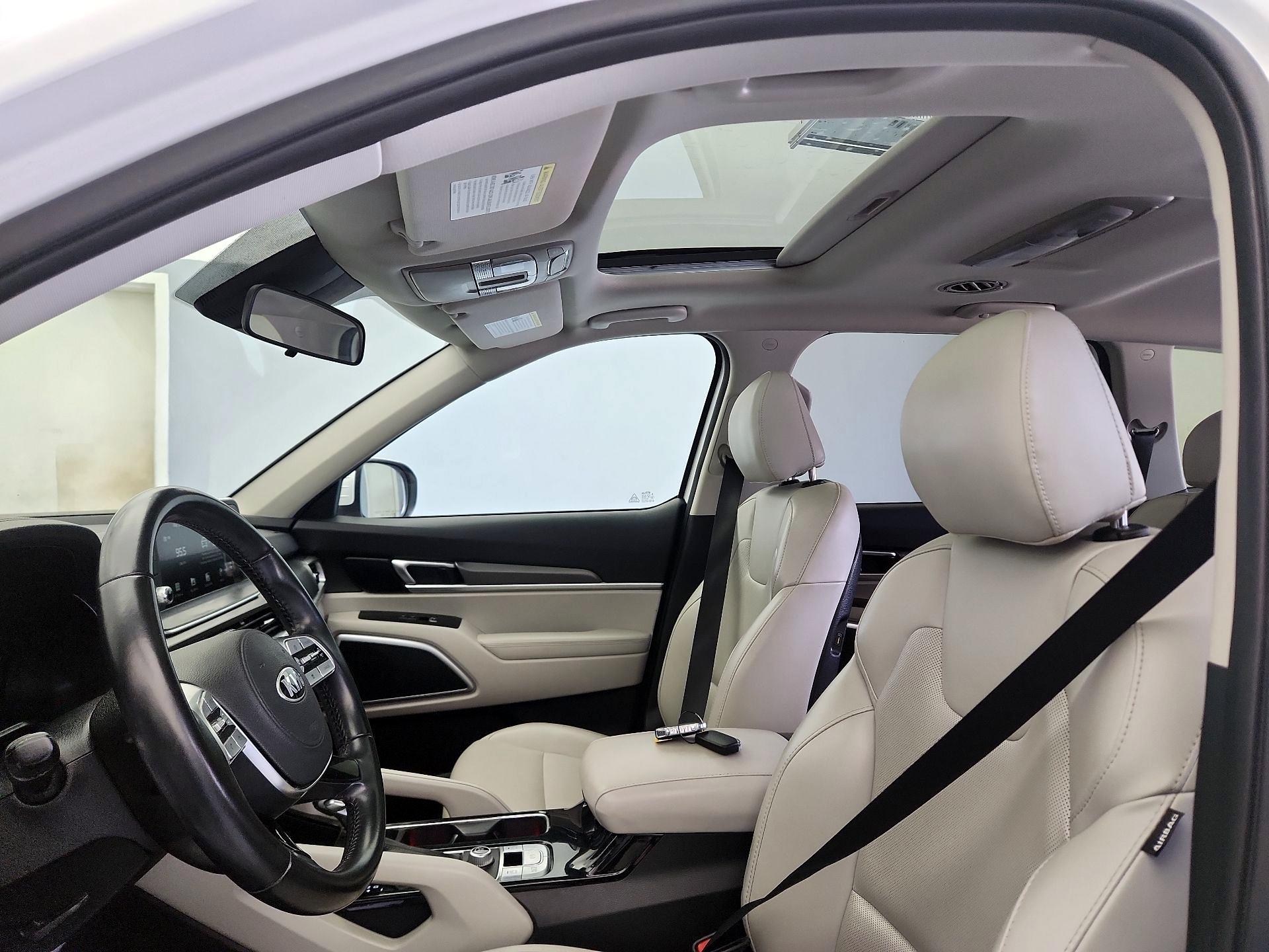 Thumbnail: 2021 Kia Telluride - 18