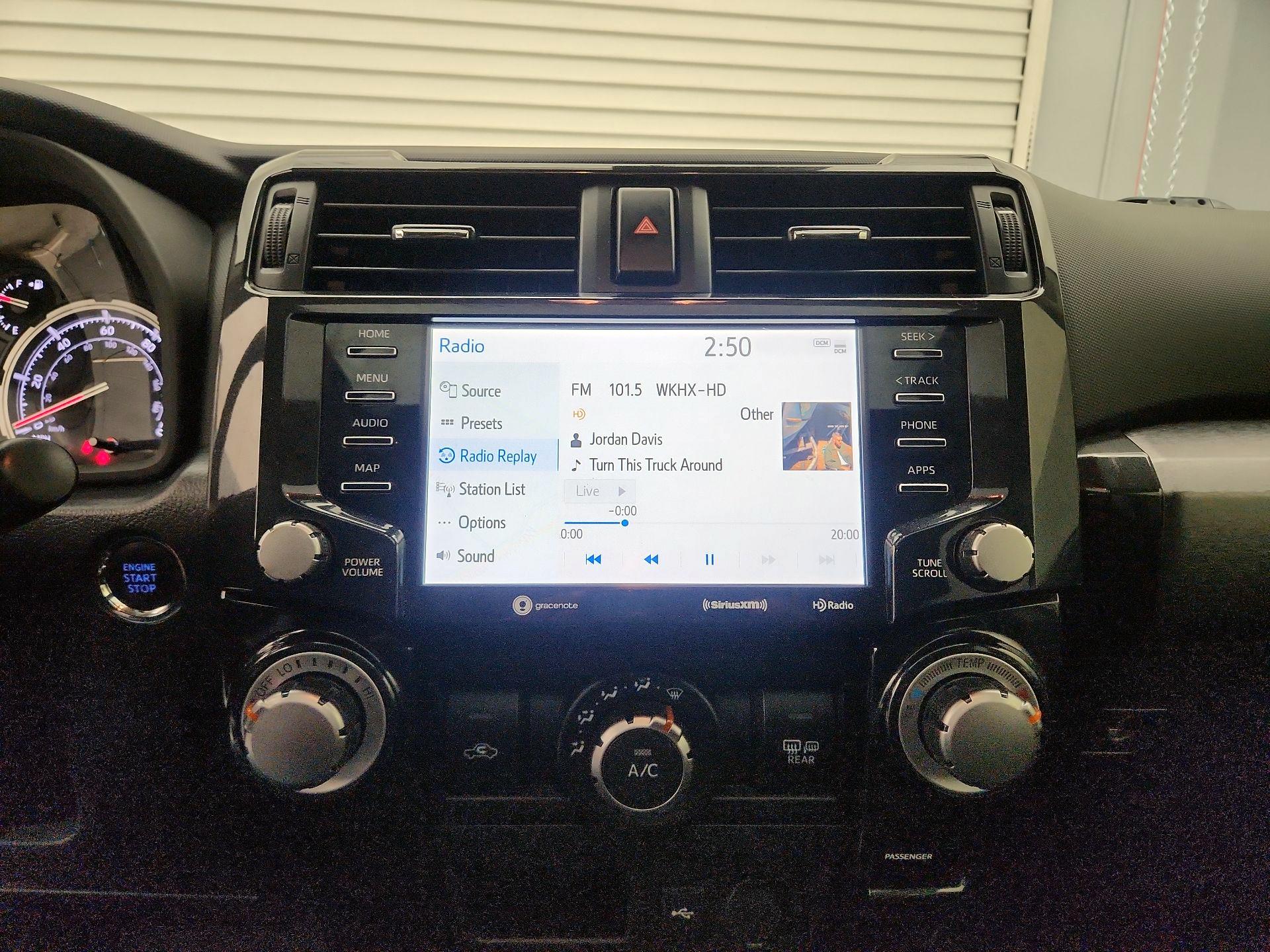 Thumbnail: 2021 Toyota 4Runner - 16