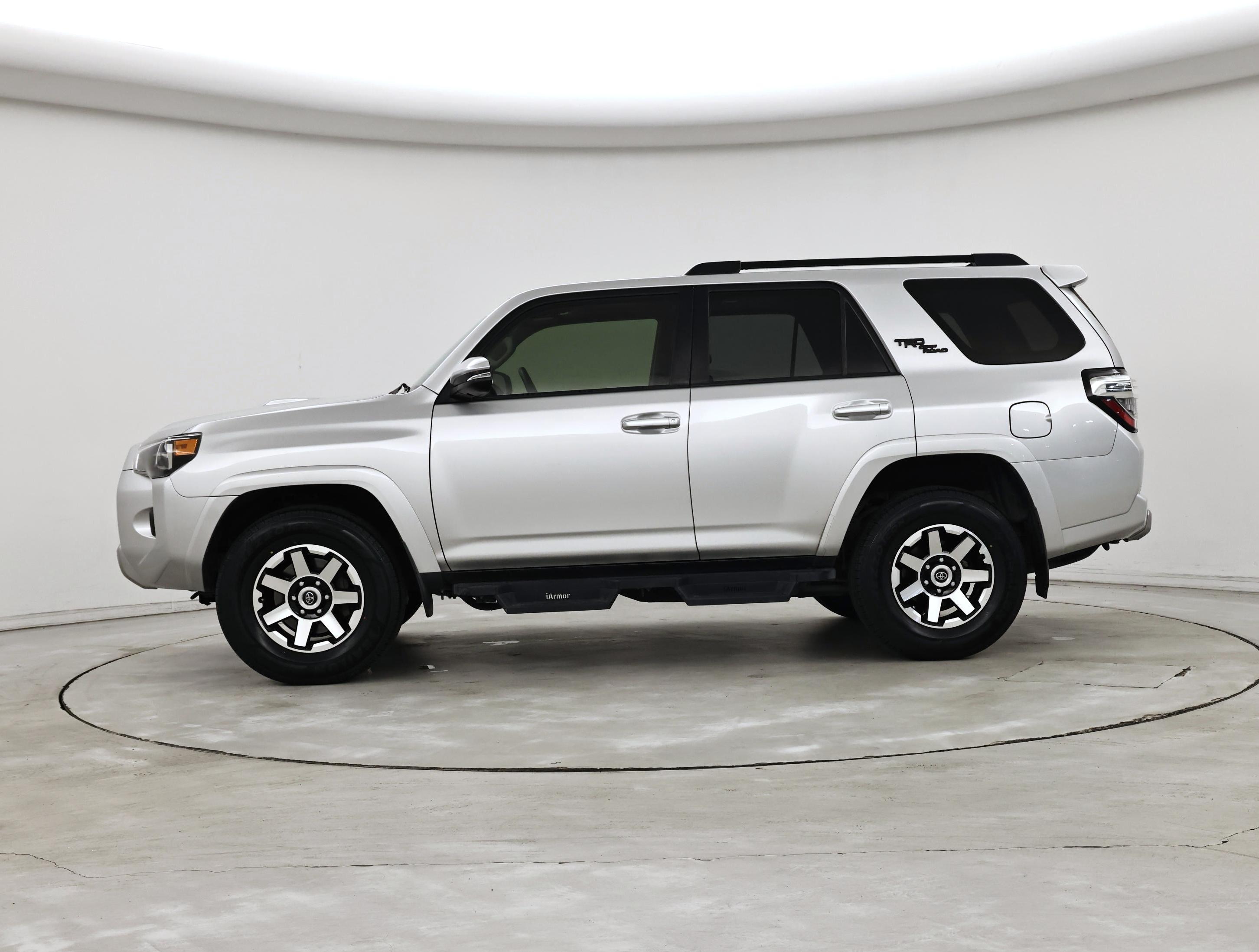Thumbnail: 2021 Toyota 4Runner - 3