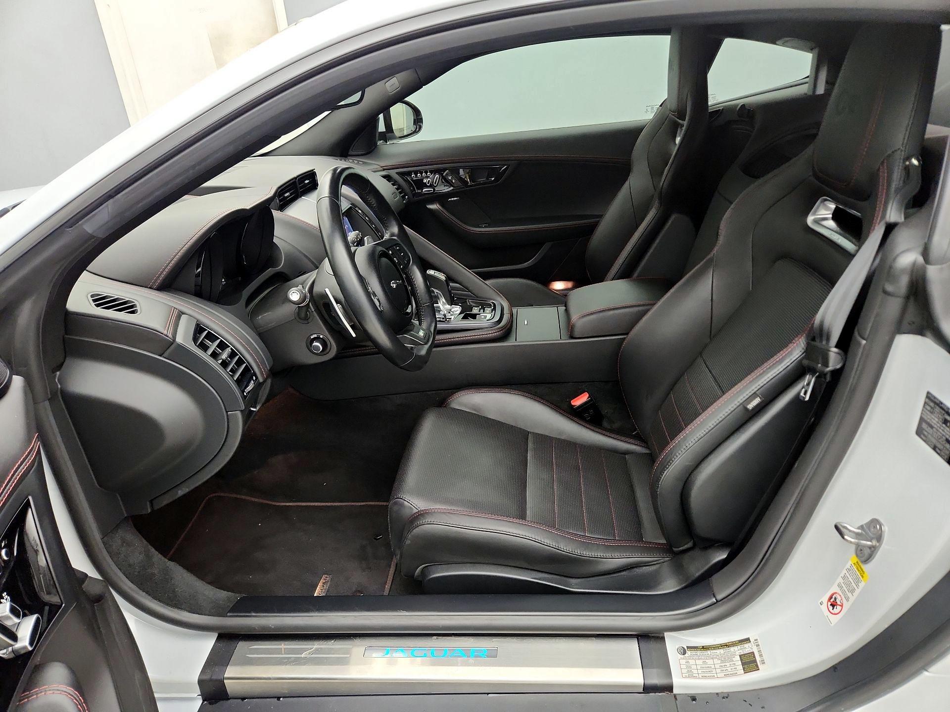 Thumbnail: 2018 Jaguar F-Type - 11