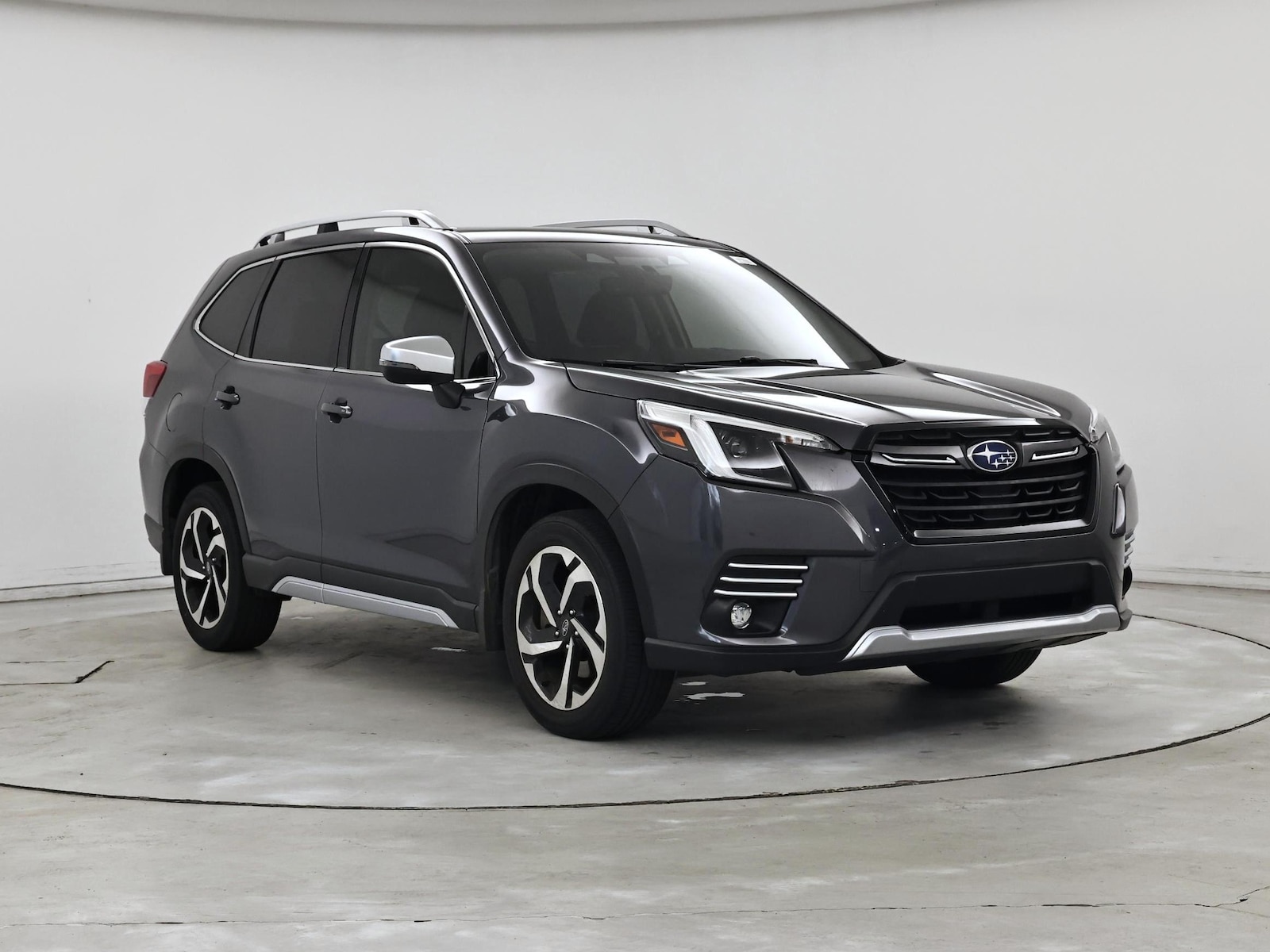 2023 Subaru Forester Touring - Photo 2