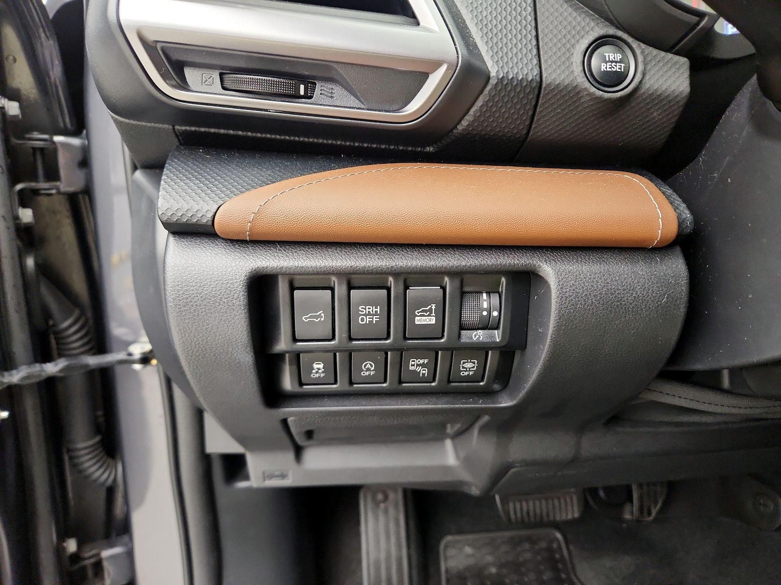 2023 Subaru Forester Touring - Photo 14