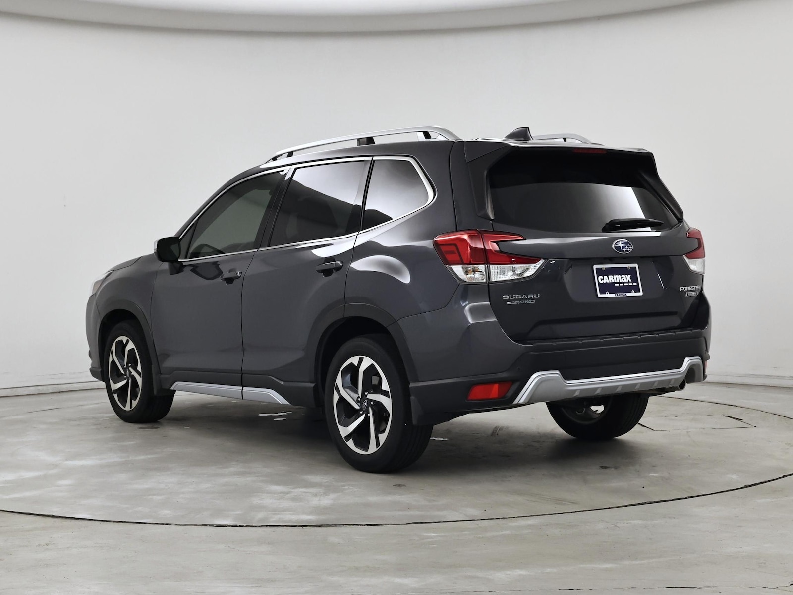 2023 Subaru Forester Touring - Photo 3