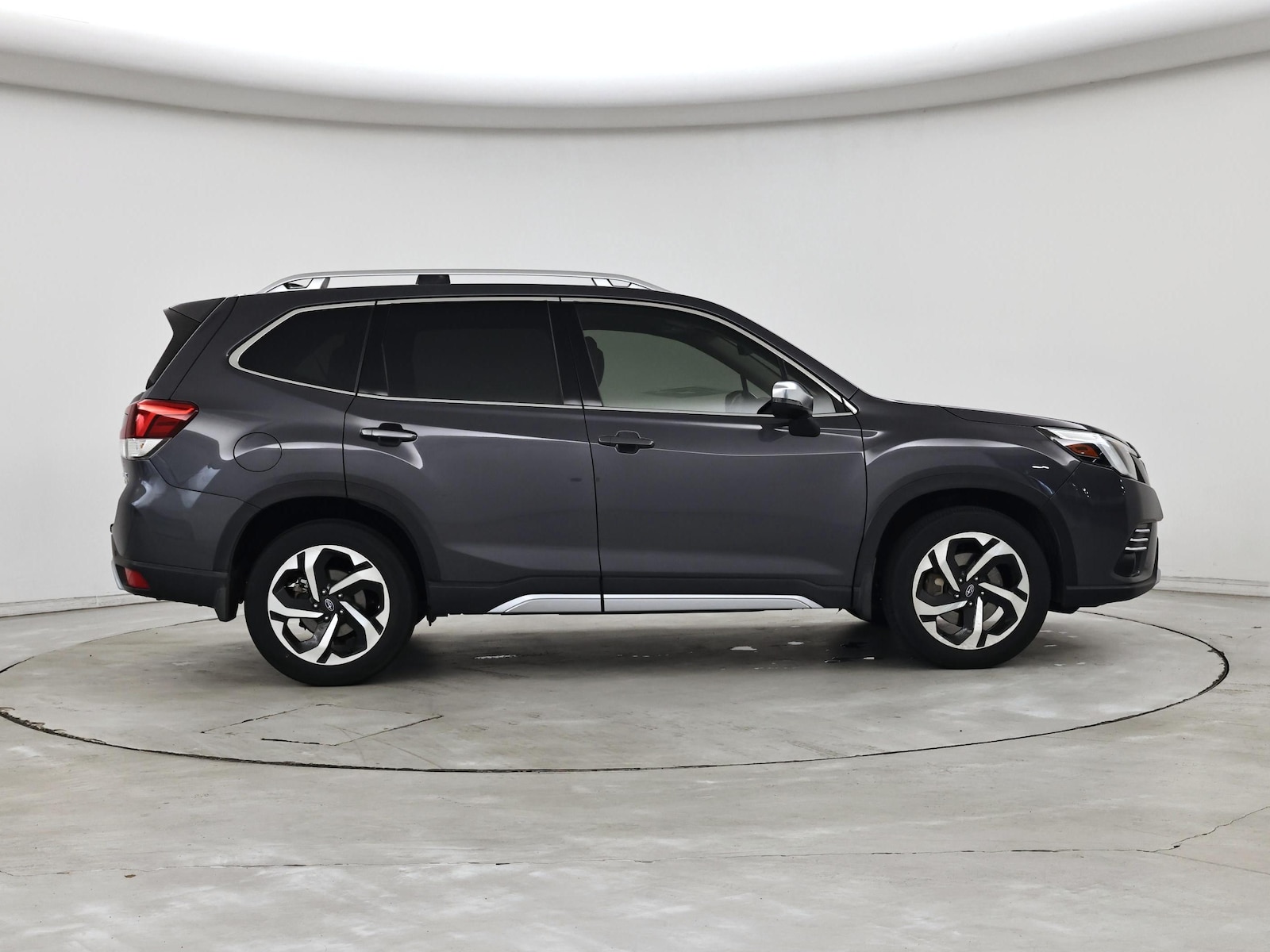 2023 Subaru Forester Touring - Photo 8