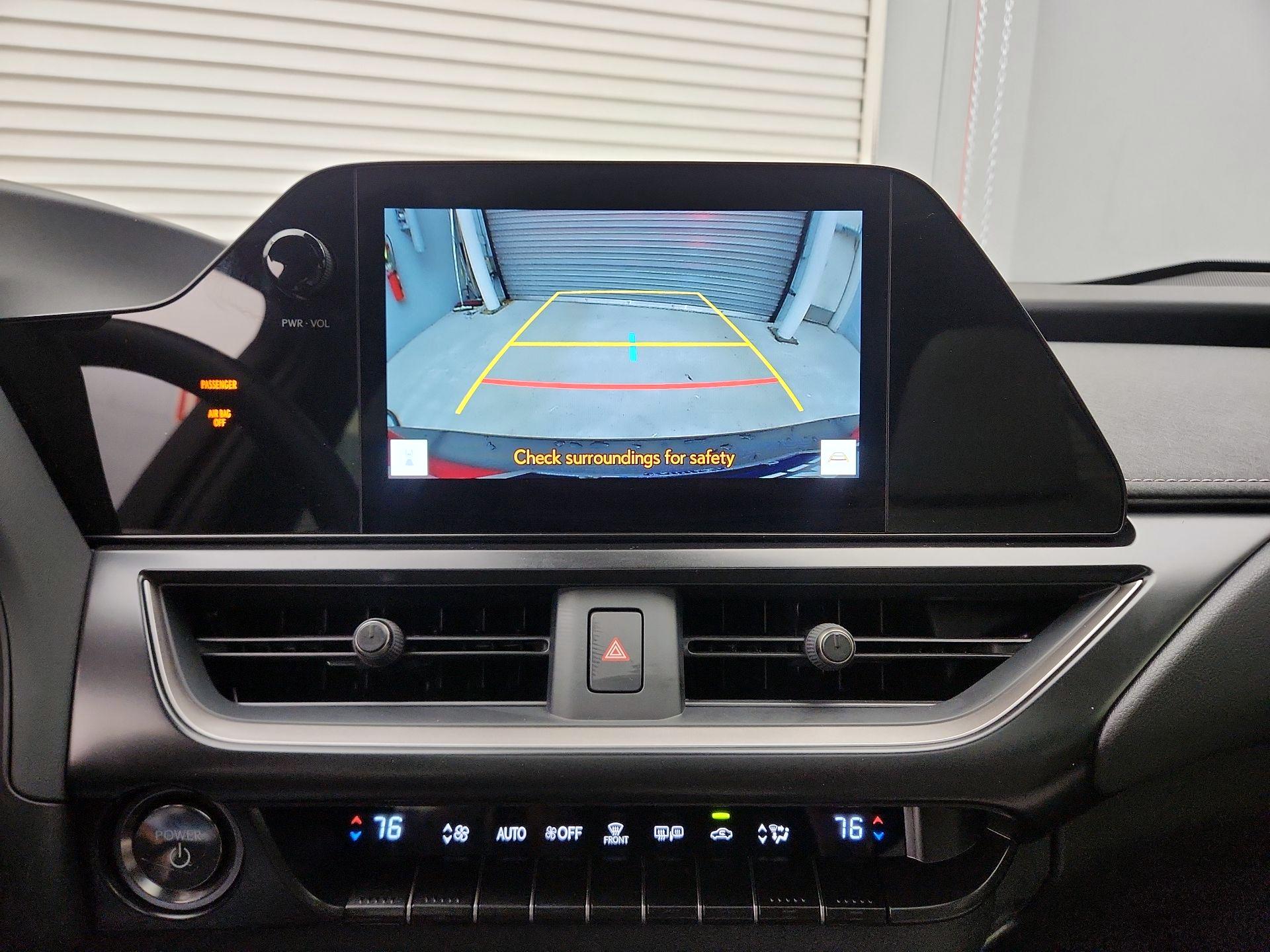 Thumbnail: 2025 Lexus UX - 15