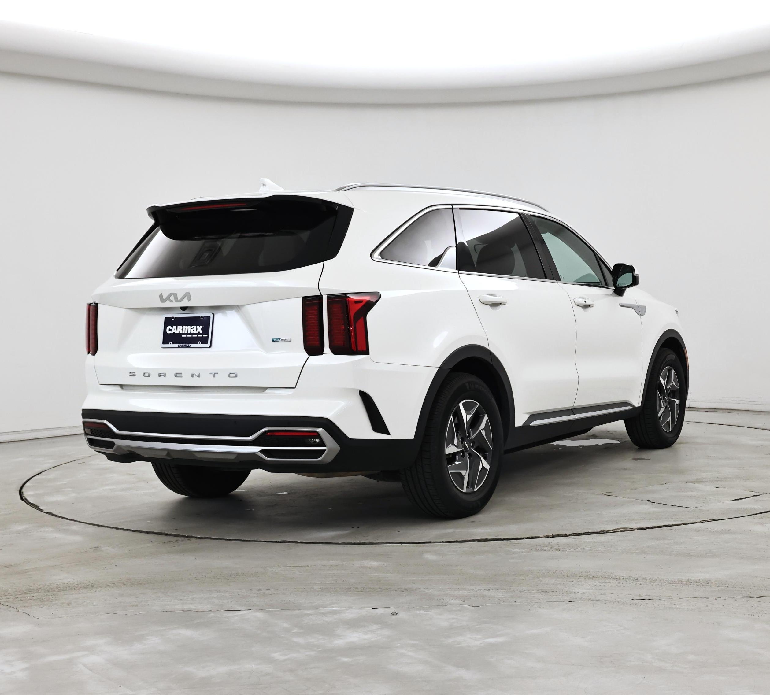 Thumbnail: 2022 Kia Sorento - 8