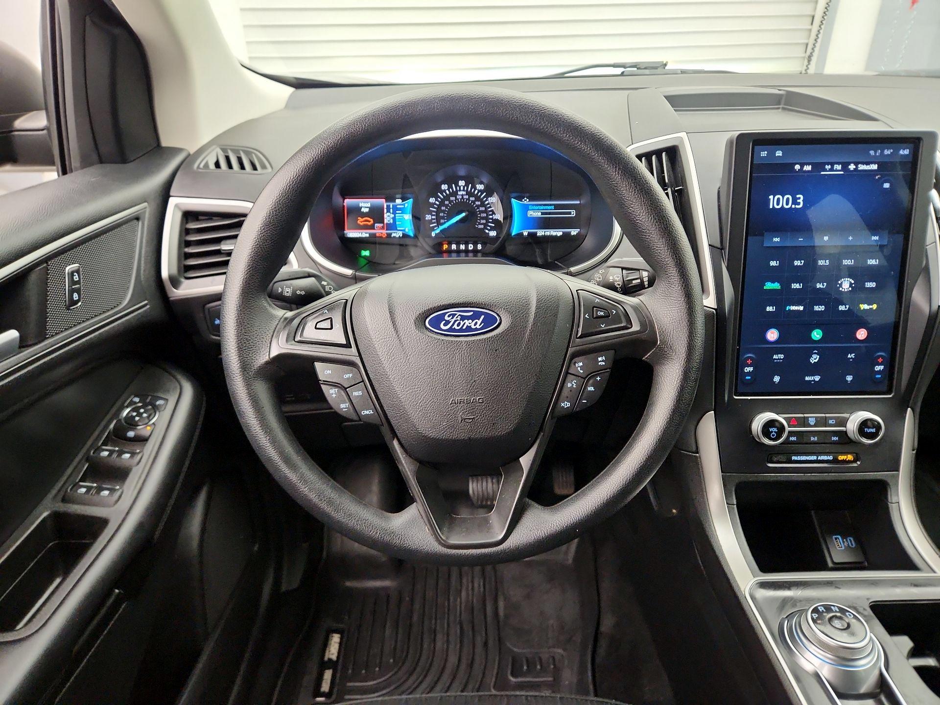 Thumbnail: 2021 Ford Edge - 10