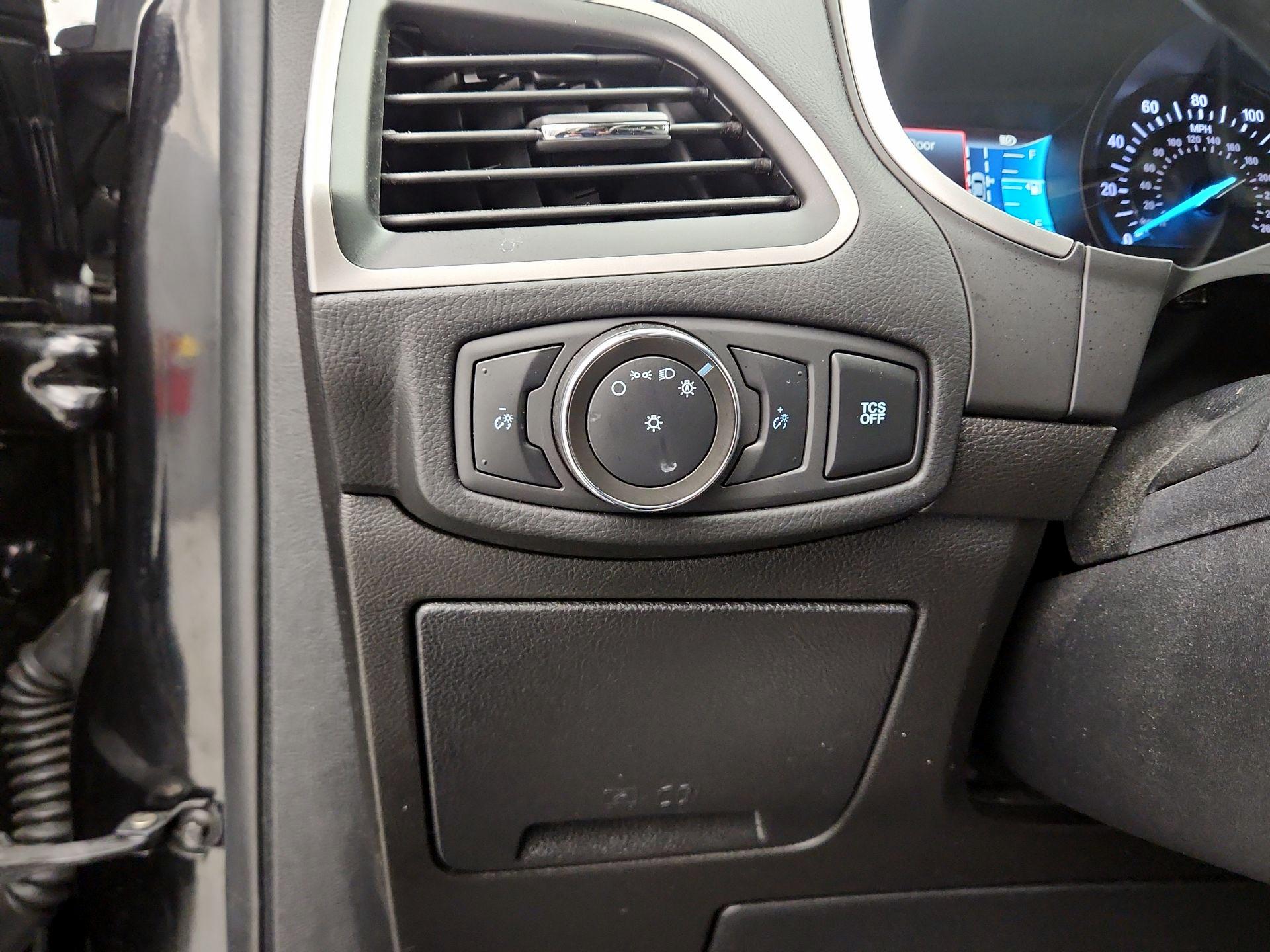 Thumbnail: 2021 Ford Edge - 13