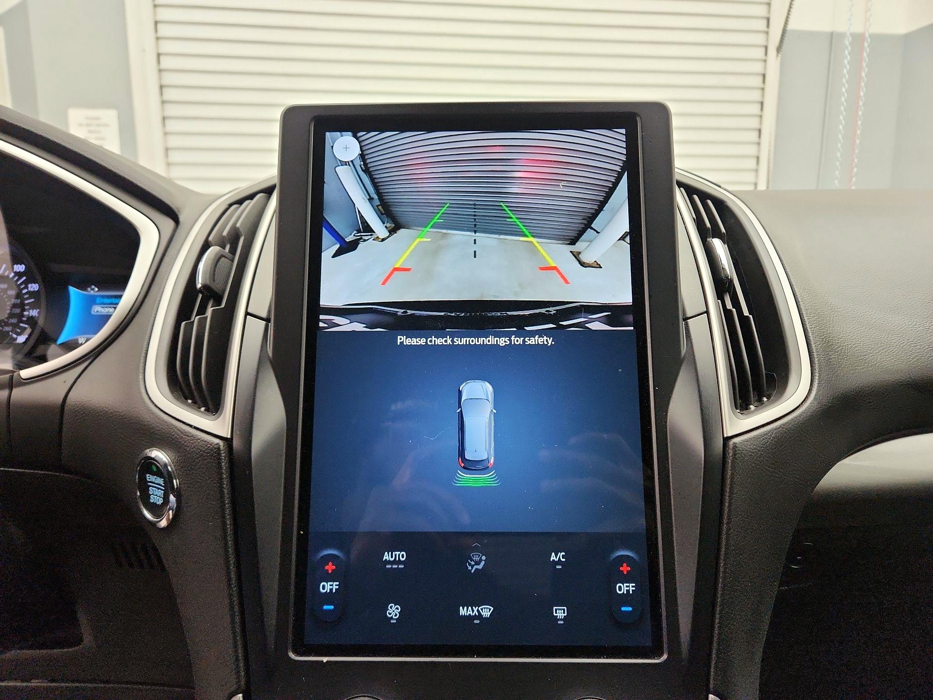 Thumbnail: 2021 Ford Edge - 14