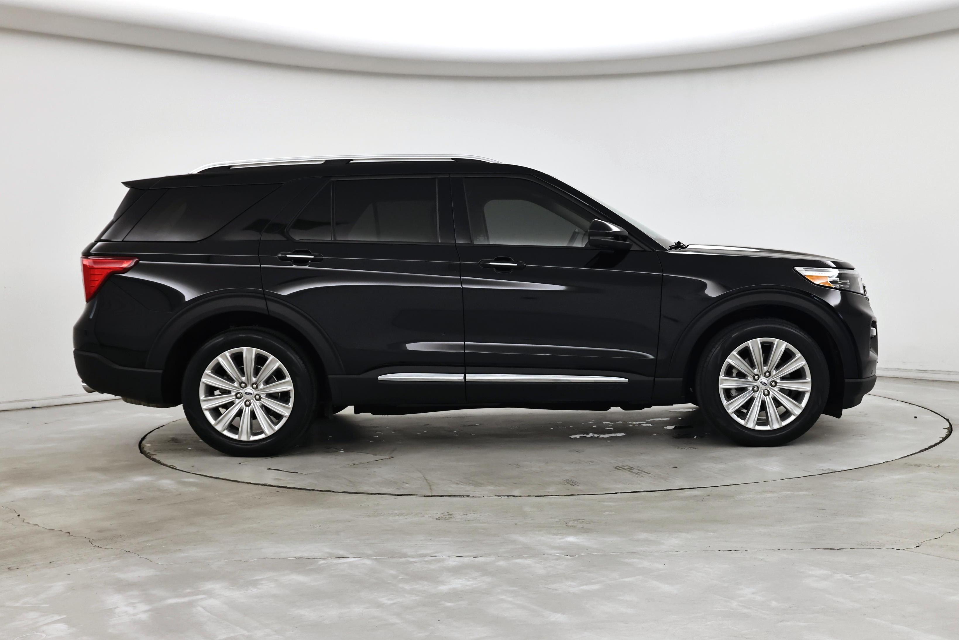 Thumbnail: 2023 Ford Explorer - 7