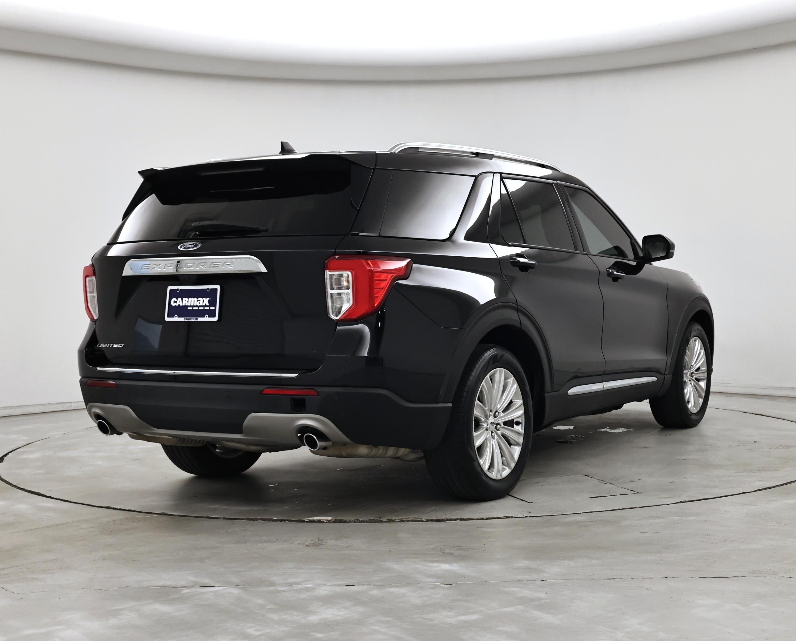 Thumbnail: 2023 Ford Explorer - 8