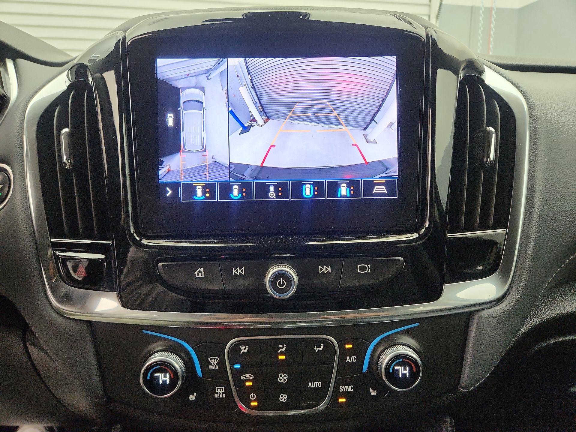 Thumbnail: 2020 Chevrolet Traverse - 15