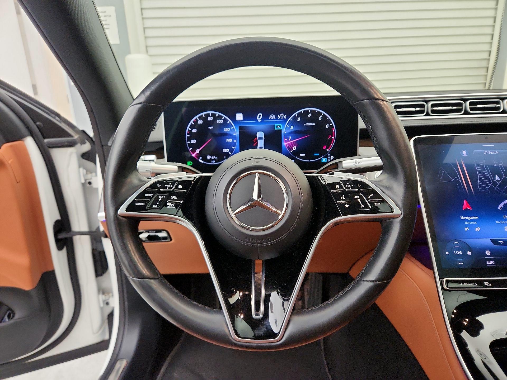 Thumbnail: 2022 Mercedes-Benz S-Class - 10