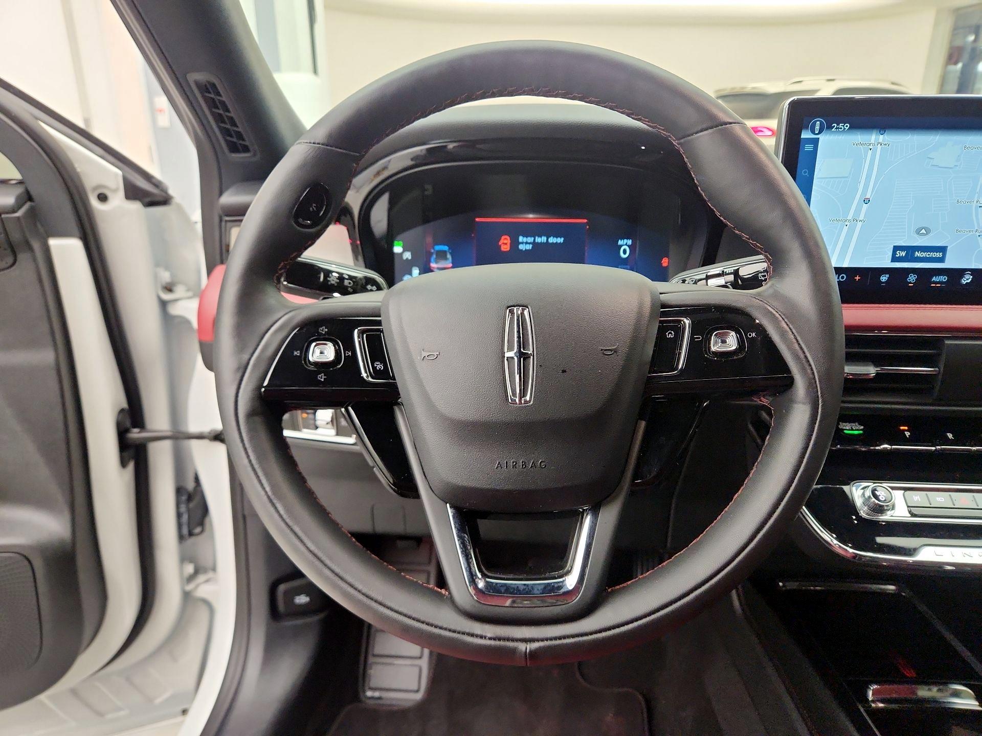 Thumbnail: 2024 Lincoln Corsair - 10