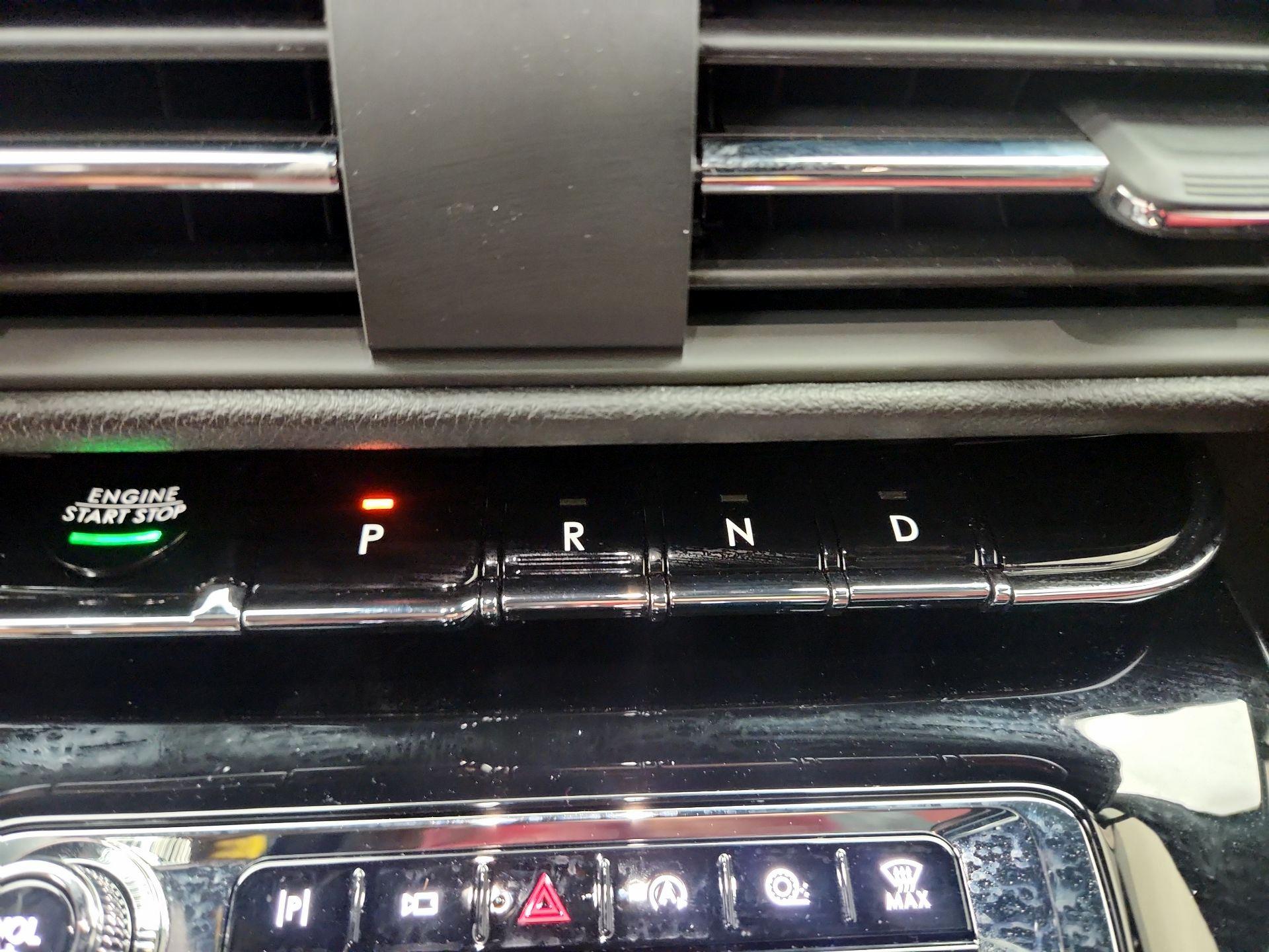 Thumbnail: 2024 Lincoln Corsair - 18