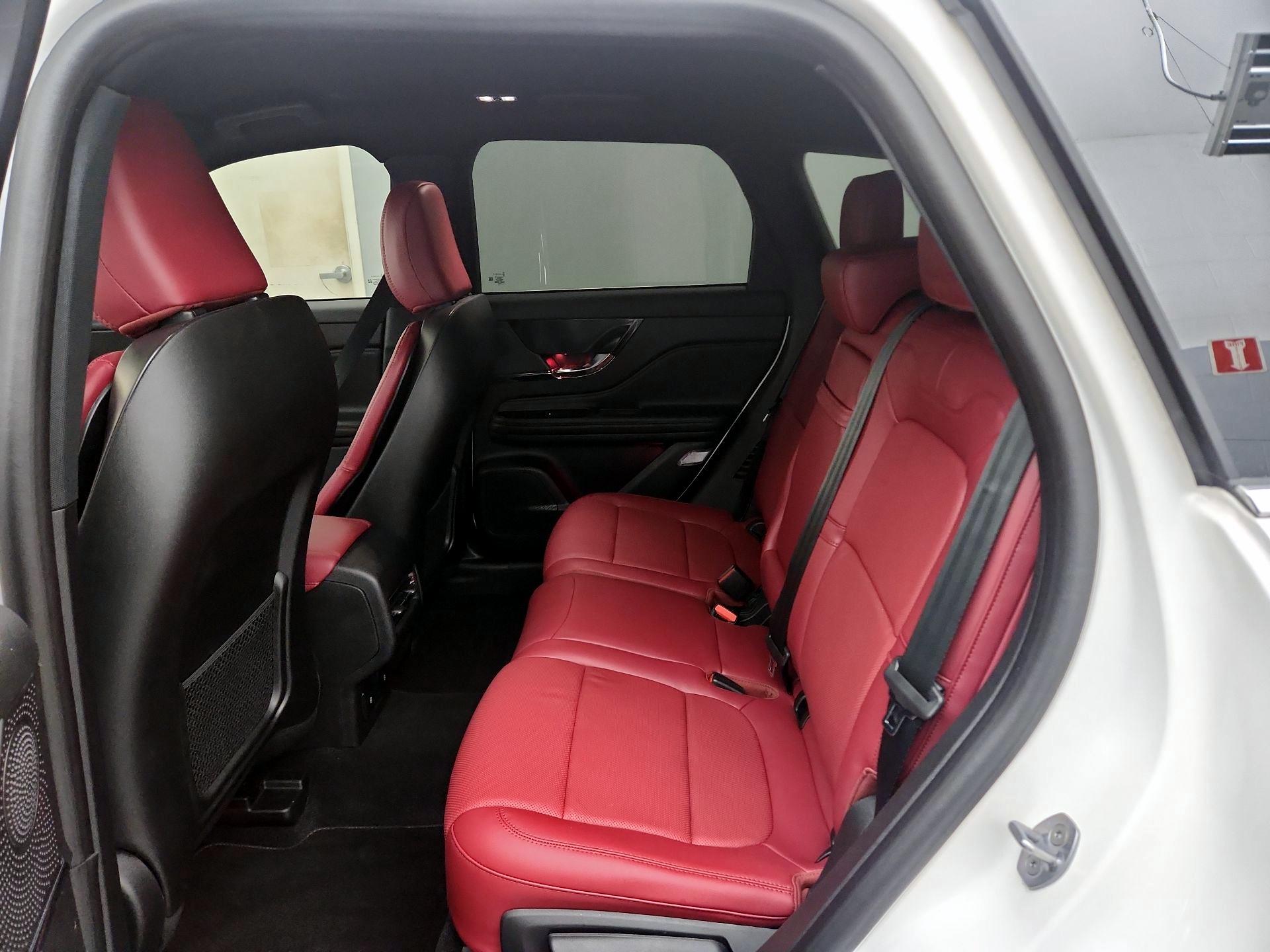 Thumbnail: 2024 Lincoln Corsair - 20