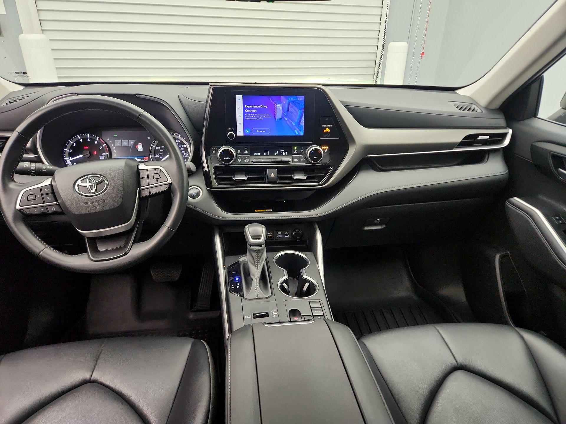 Thumbnail: 2024 Toyota Highlander - 9