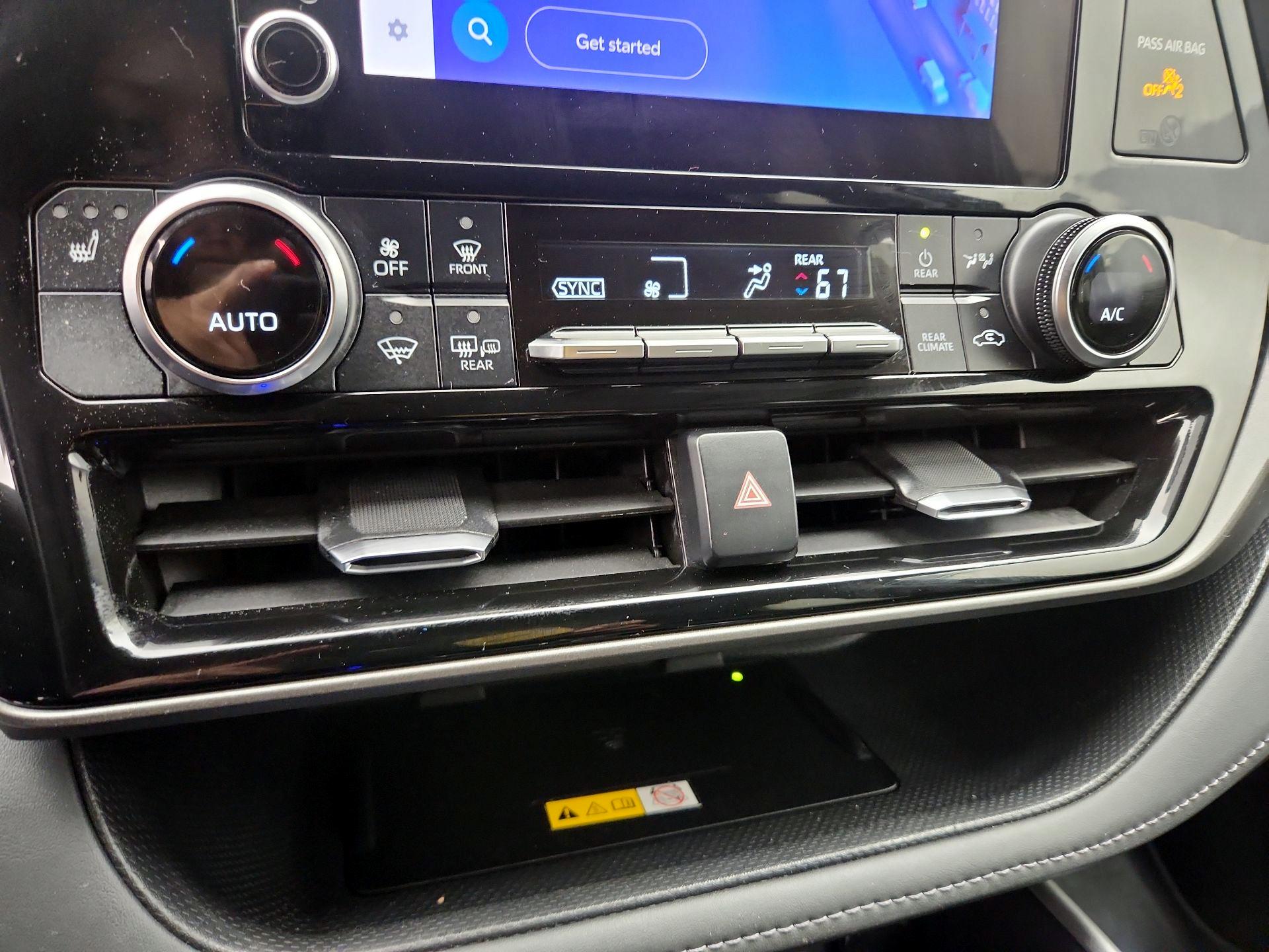 Thumbnail: 2024 Toyota Highlander - 17