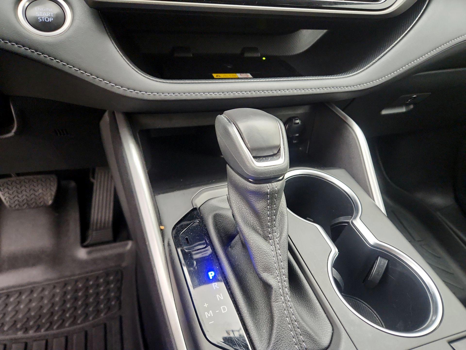 Thumbnail: 2024 Toyota Highlander - 18