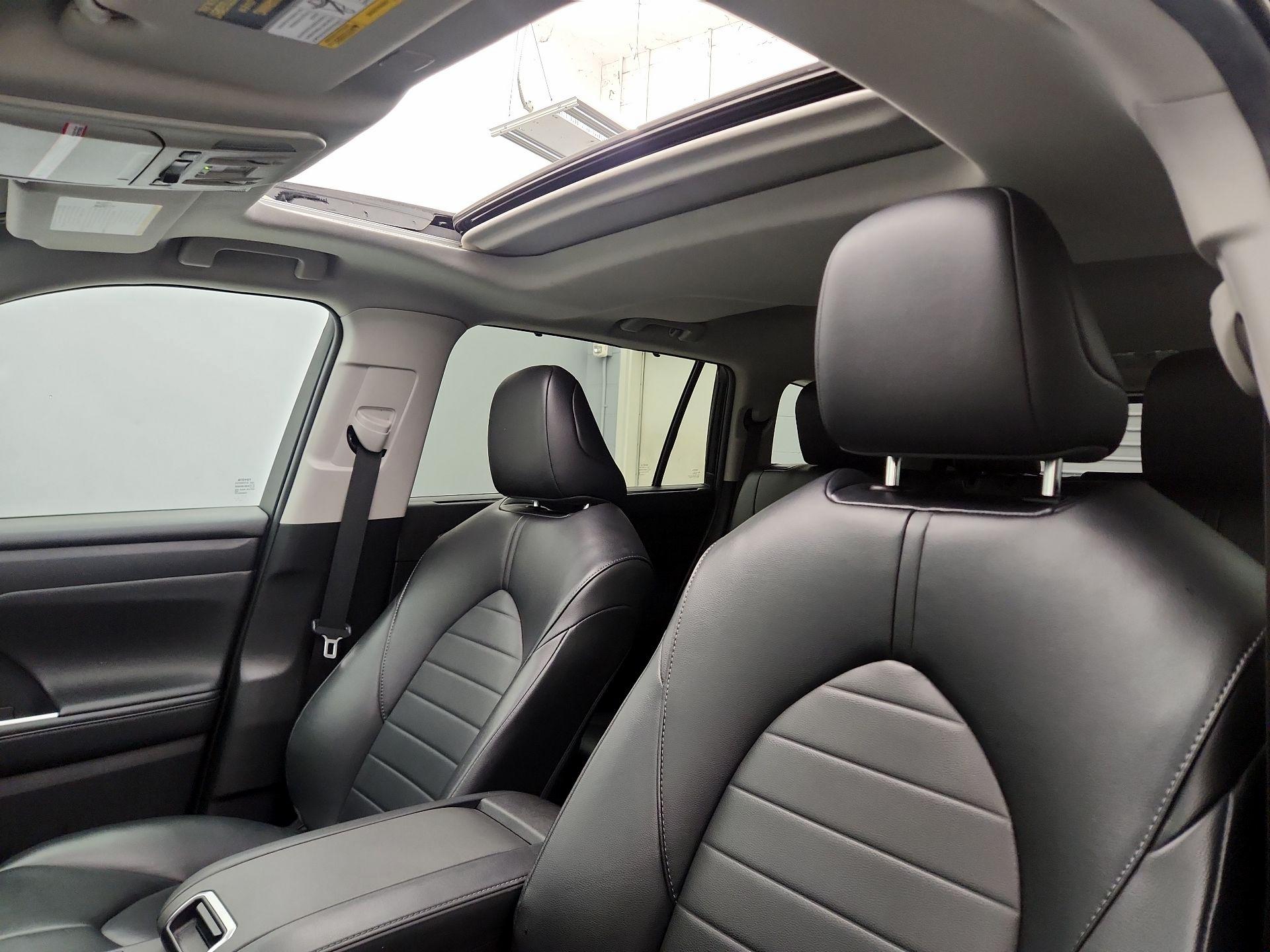 Thumbnail: 2024 Toyota Highlander - 20