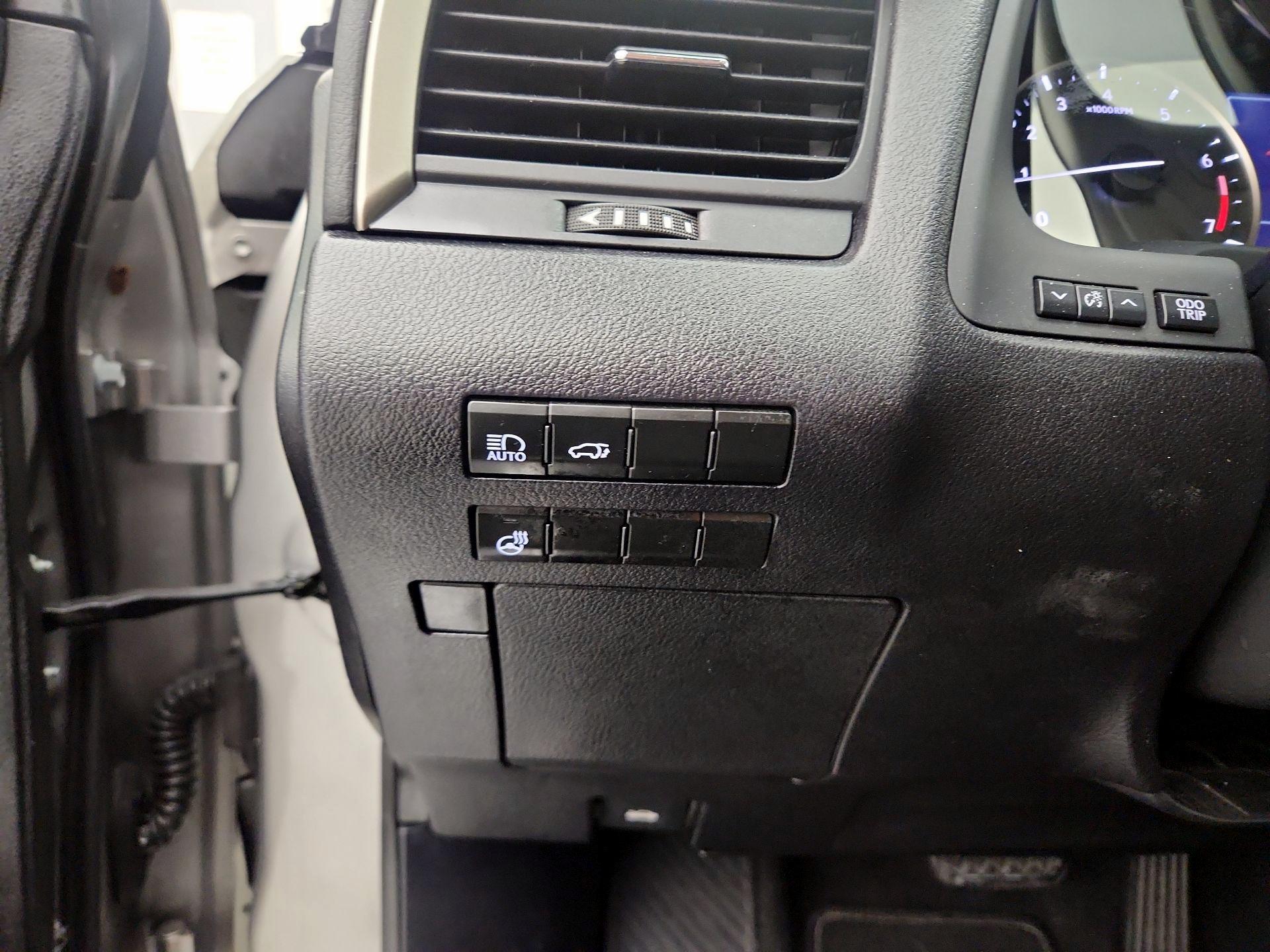 Thumbnail: 2022 Lexus RX - 13