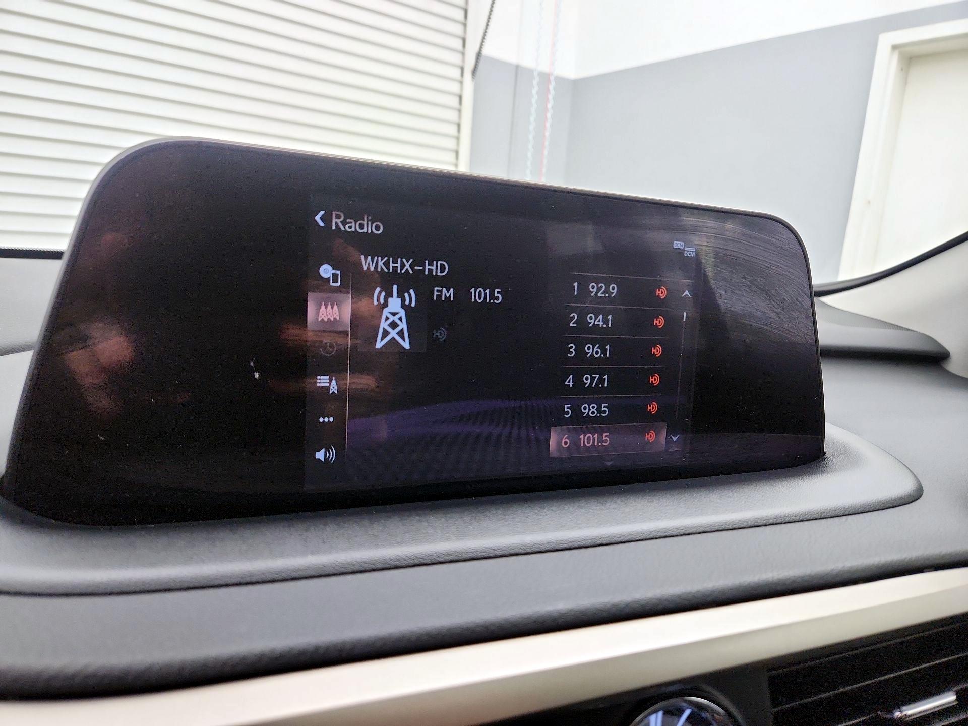 Thumbnail: 2022 Lexus RX - 15