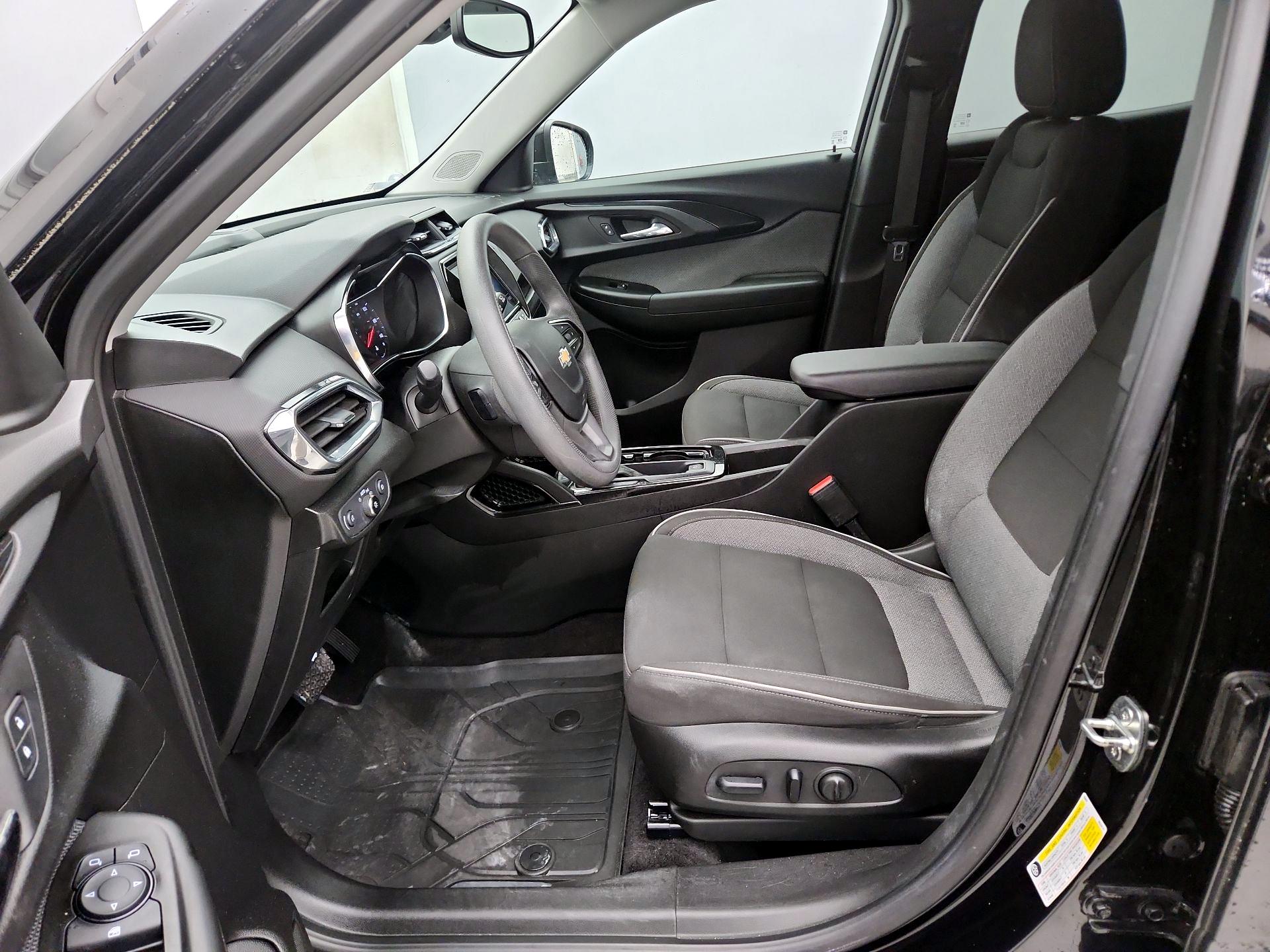 Thumbnail: 2021 Chevrolet TrailBlazer - 11