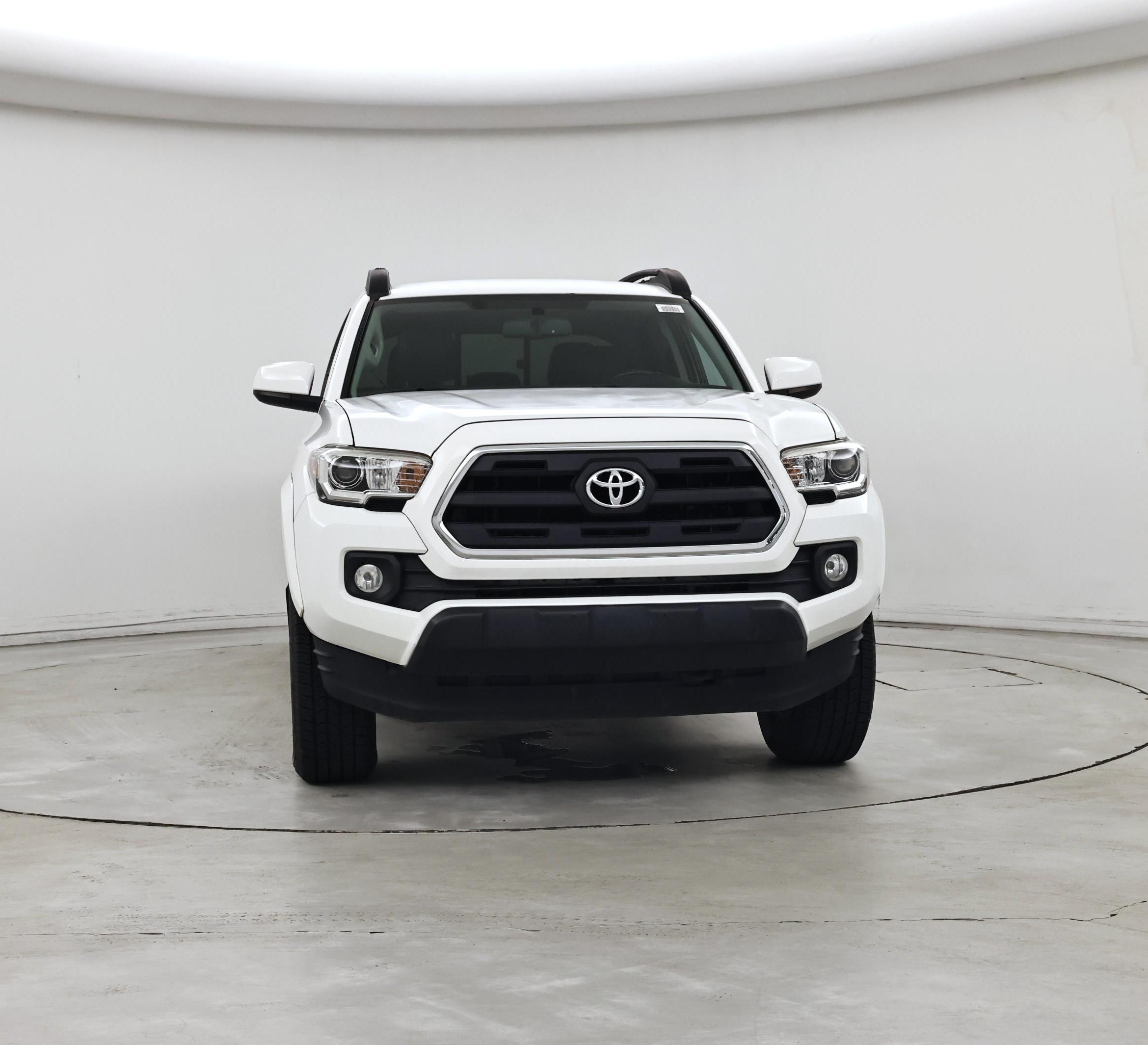 Thumbnail: 2017 Toyota Tacoma - 5