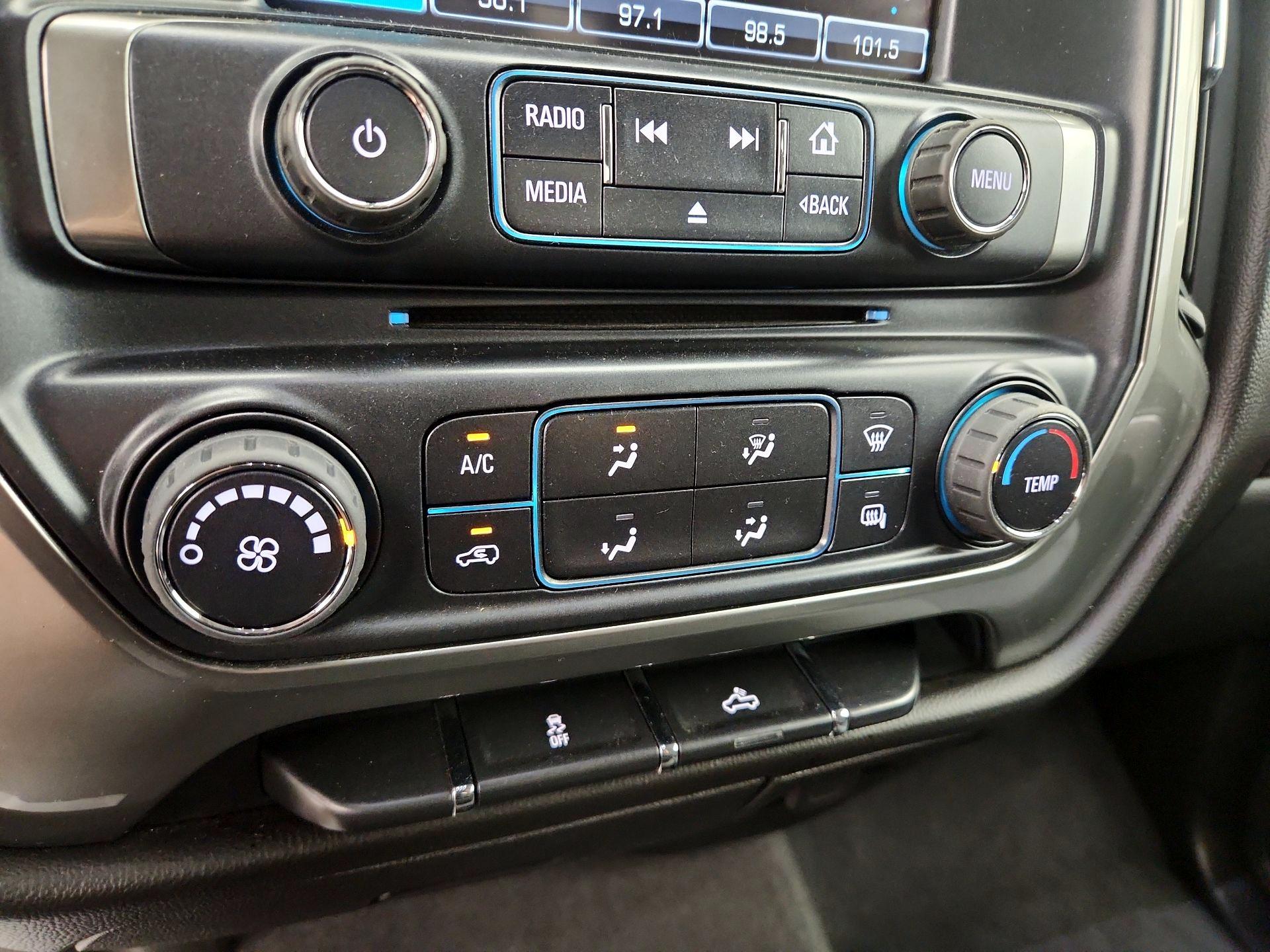 Thumbnail: 2019 Chevrolet Silverado 1500 - 16