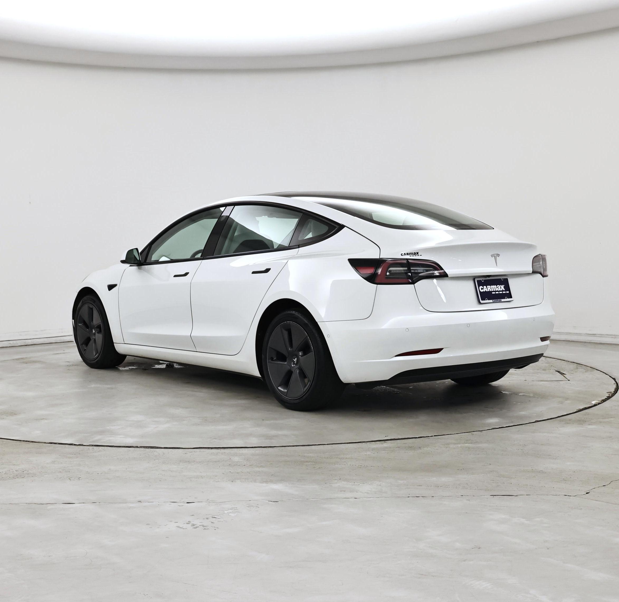 Thumbnail: 2022 Tesla Model 3 - 2
