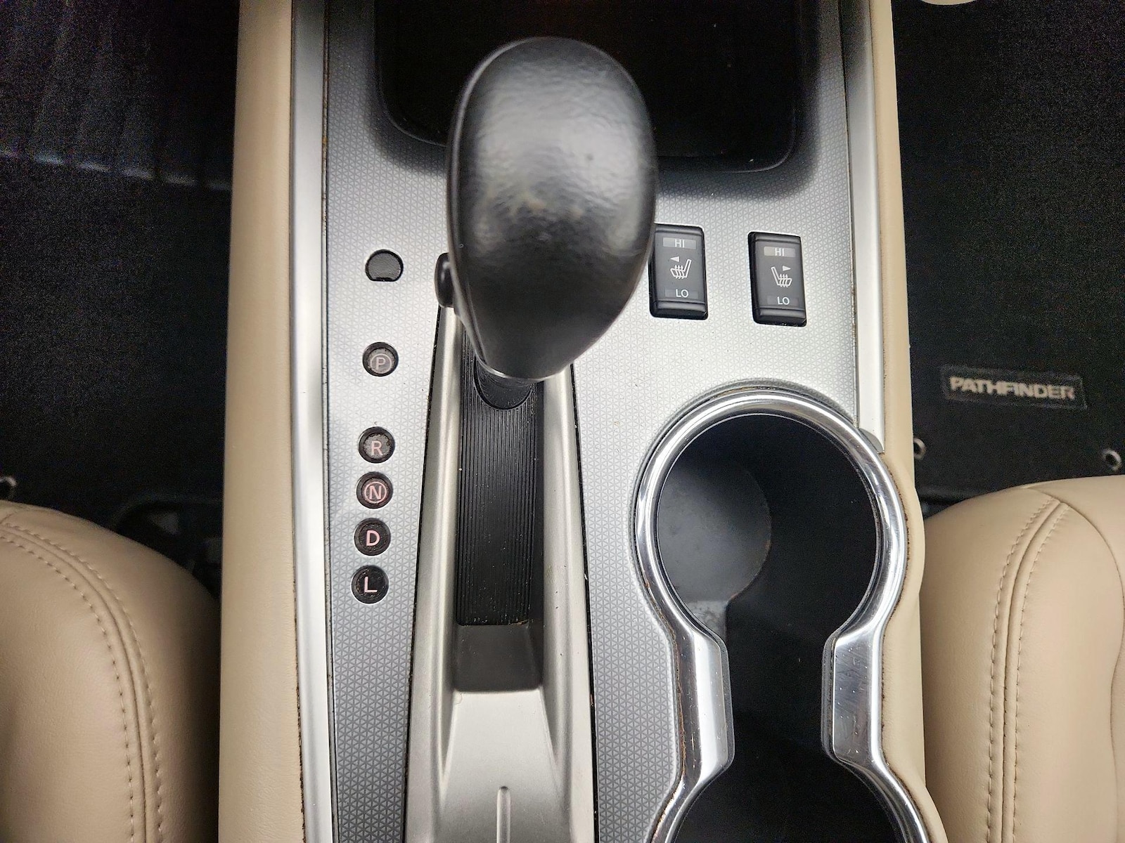 2019 Nissan Pathfinder SL - Photo 19