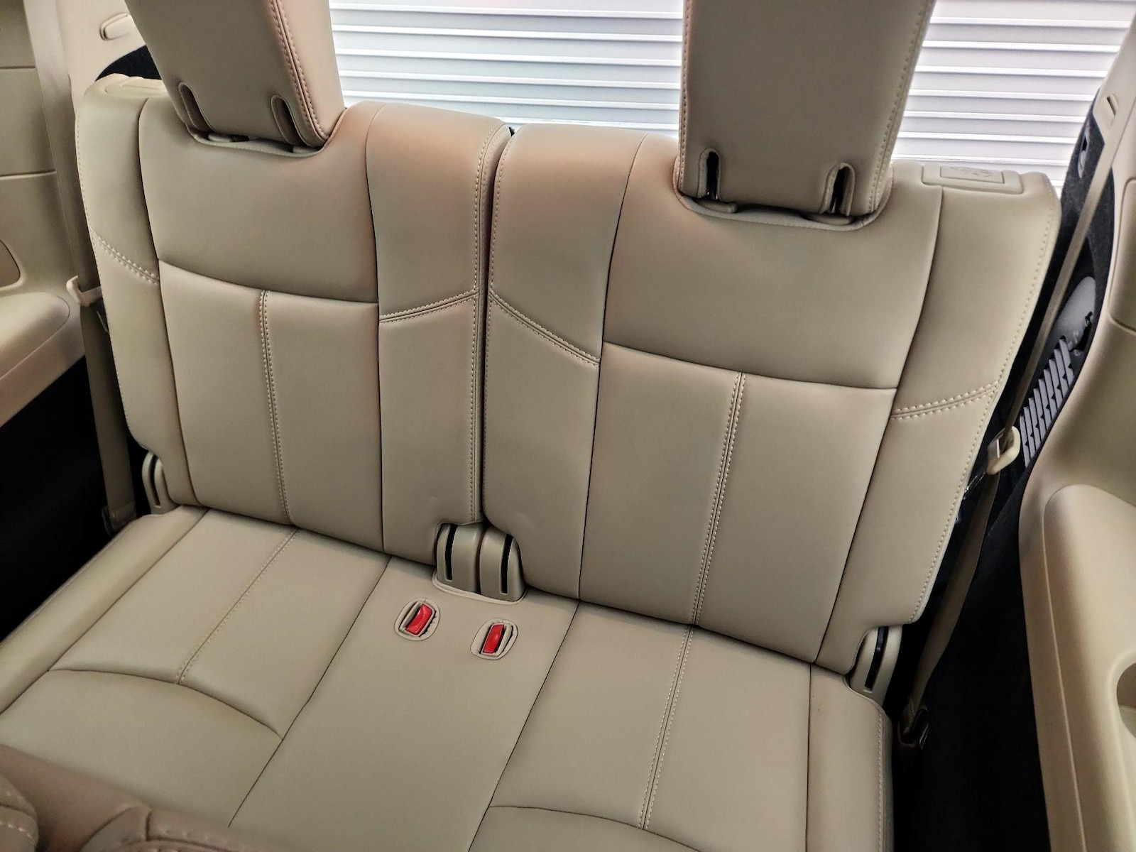 2019 Nissan Pathfinder SL - Photo 22