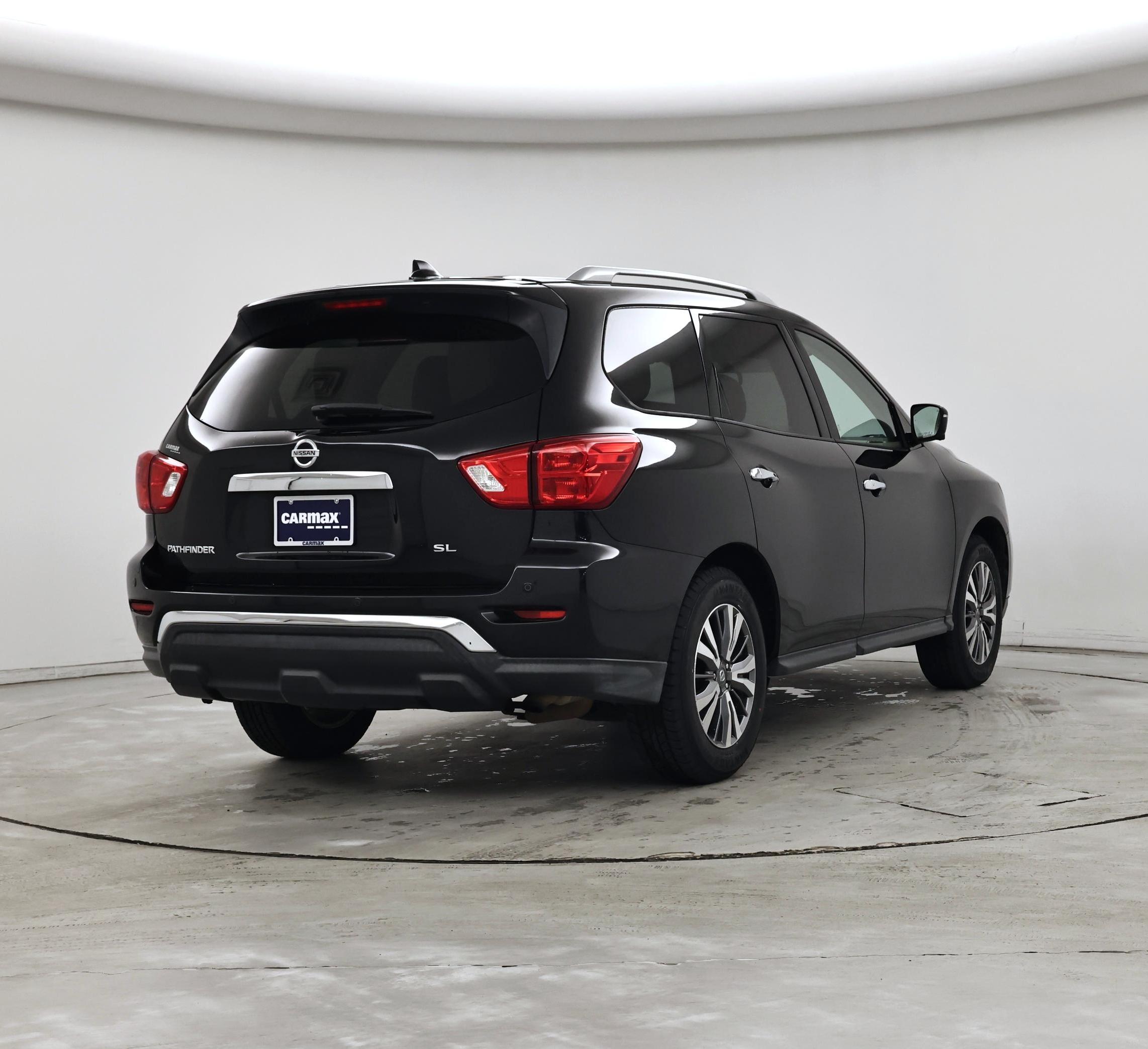 Thumbnail: 2019 Nissan Pathfinder - 8