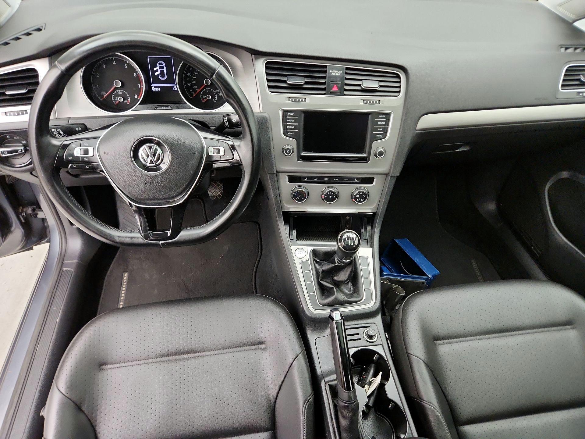 Thumbnail: 2017 Volkswagen Golf - 9