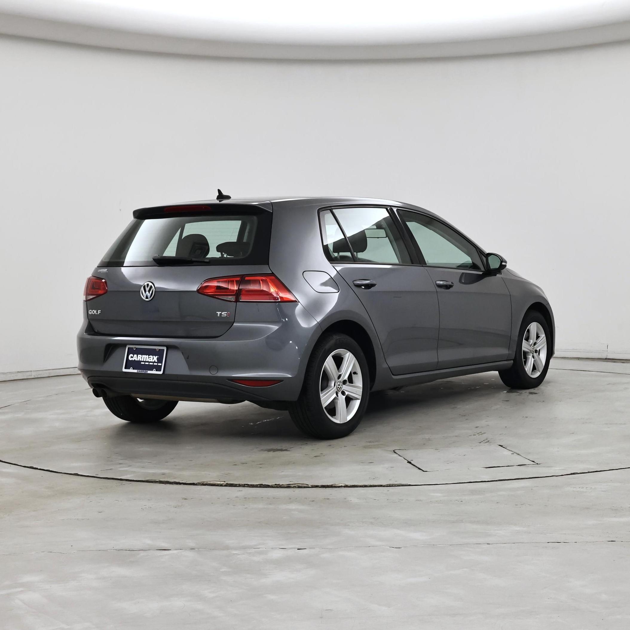 Thumbnail: 2017 Volkswagen Golf - 8