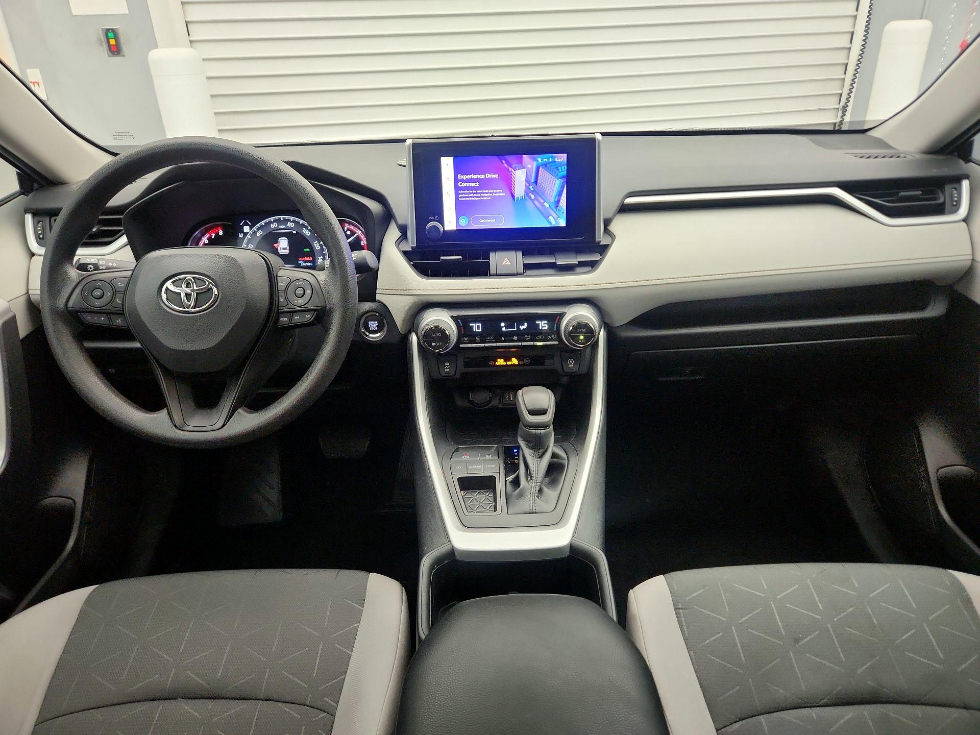 Thumbnail: 2023 Toyota RAV4 - 9