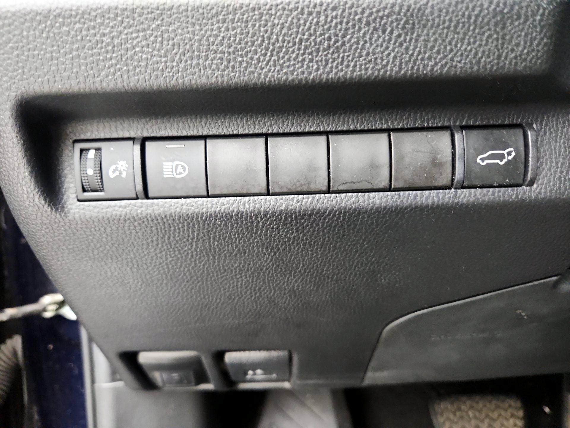 Thumbnail: 2023 Toyota RAV4 - 13