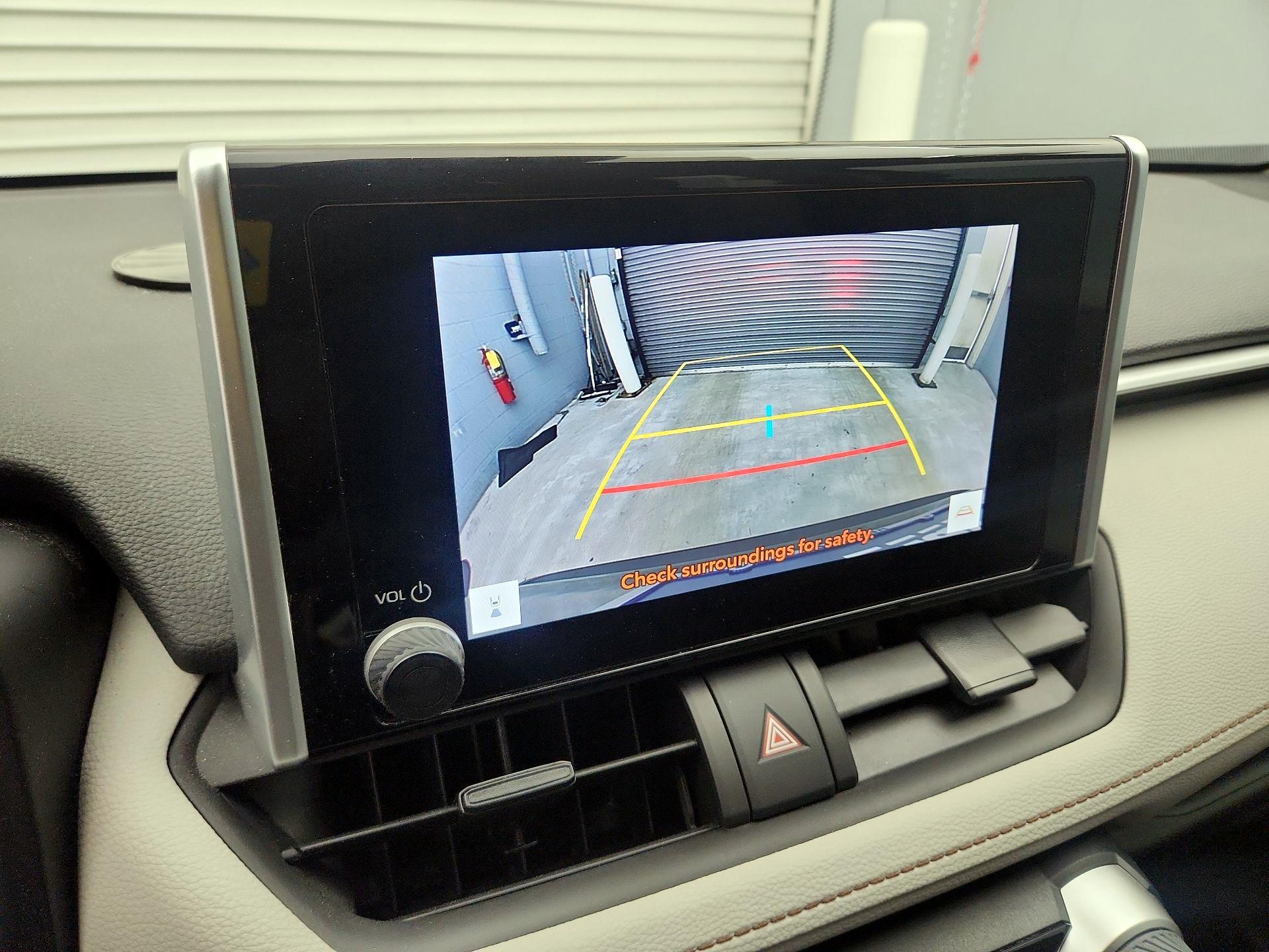 Thumbnail: 2023 Toyota RAV4 - 14