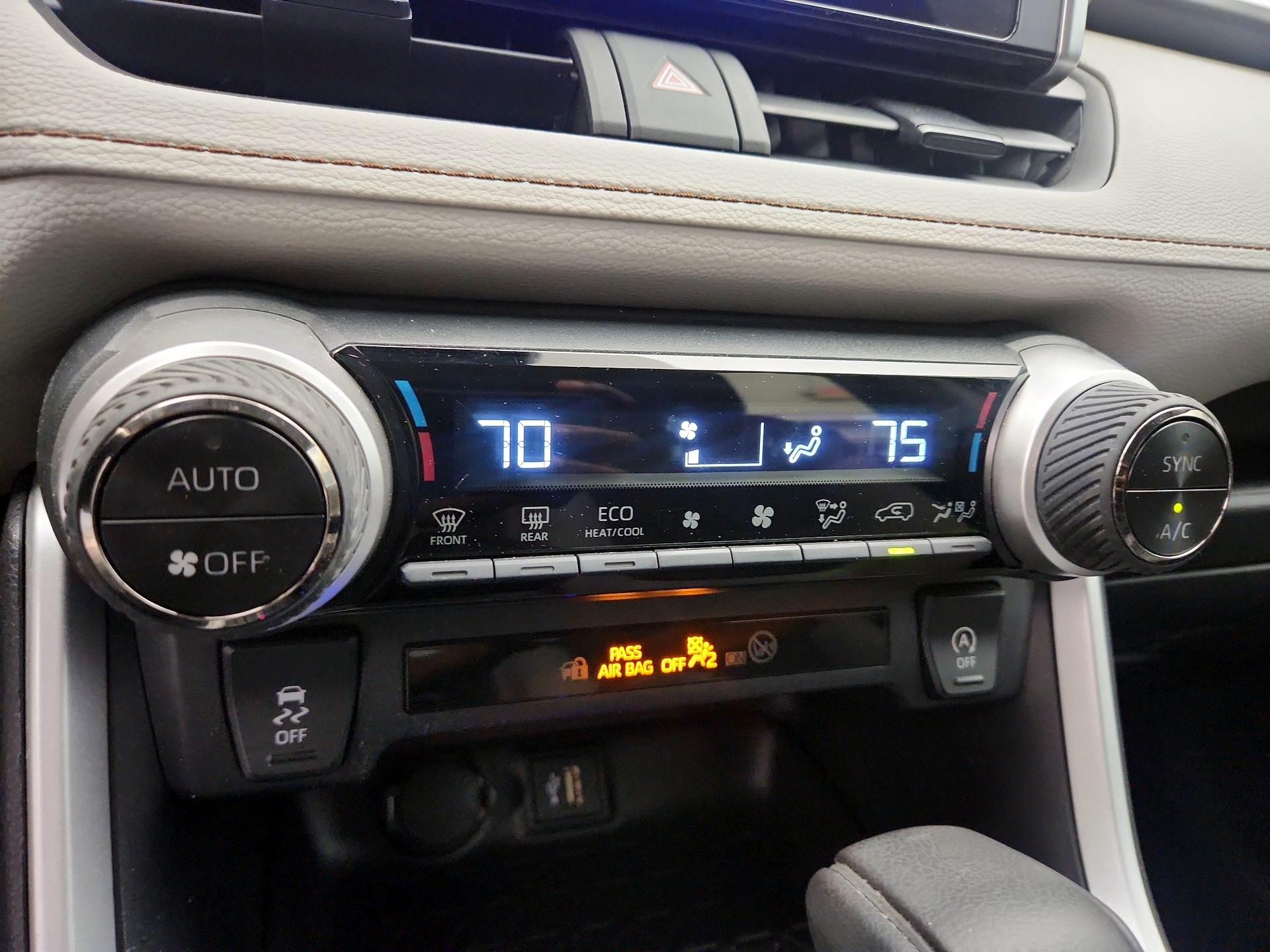 Thumbnail: 2023 Toyota RAV4 - 16