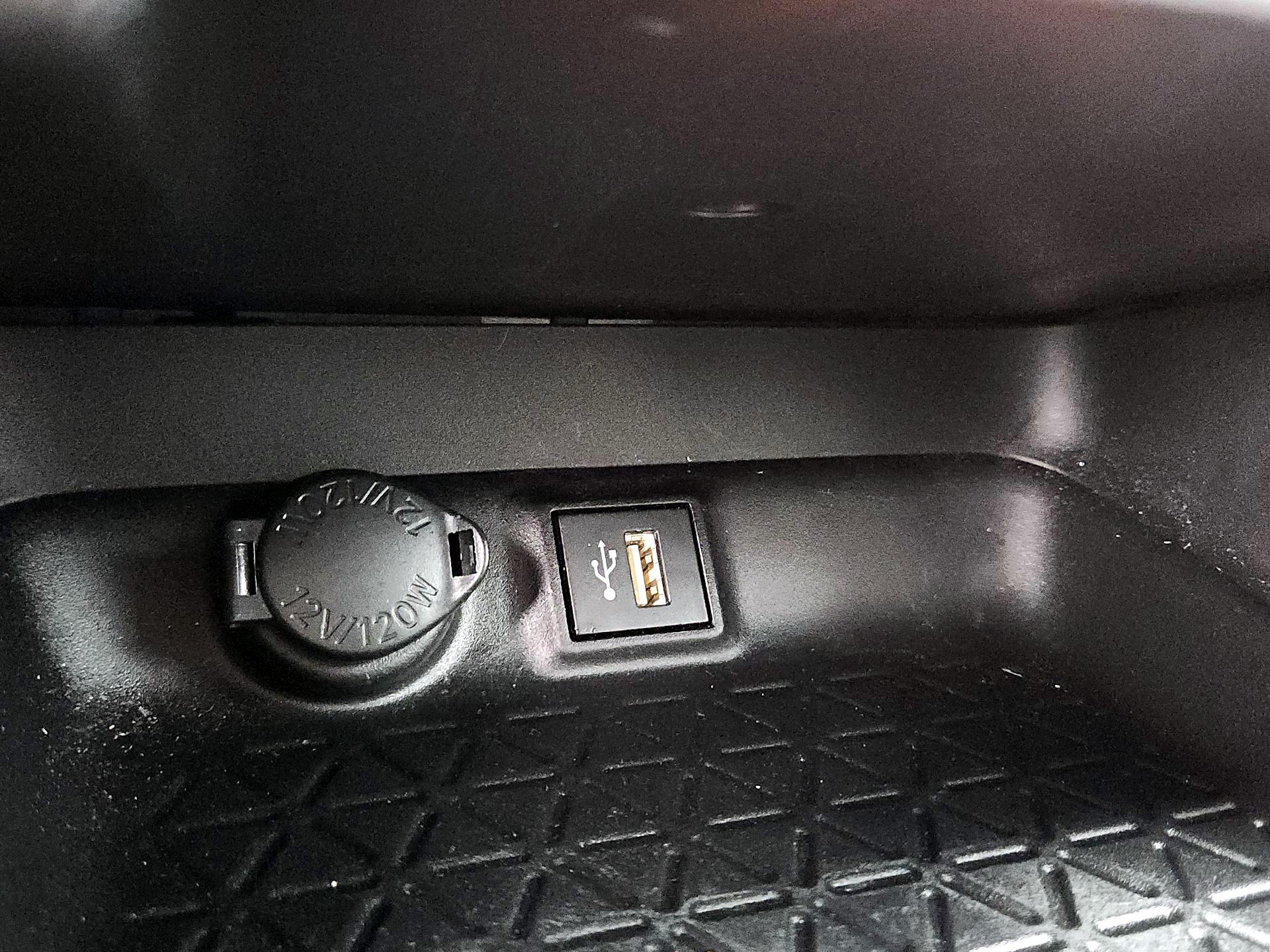 Thumbnail: 2023 Toyota RAV4 - 18