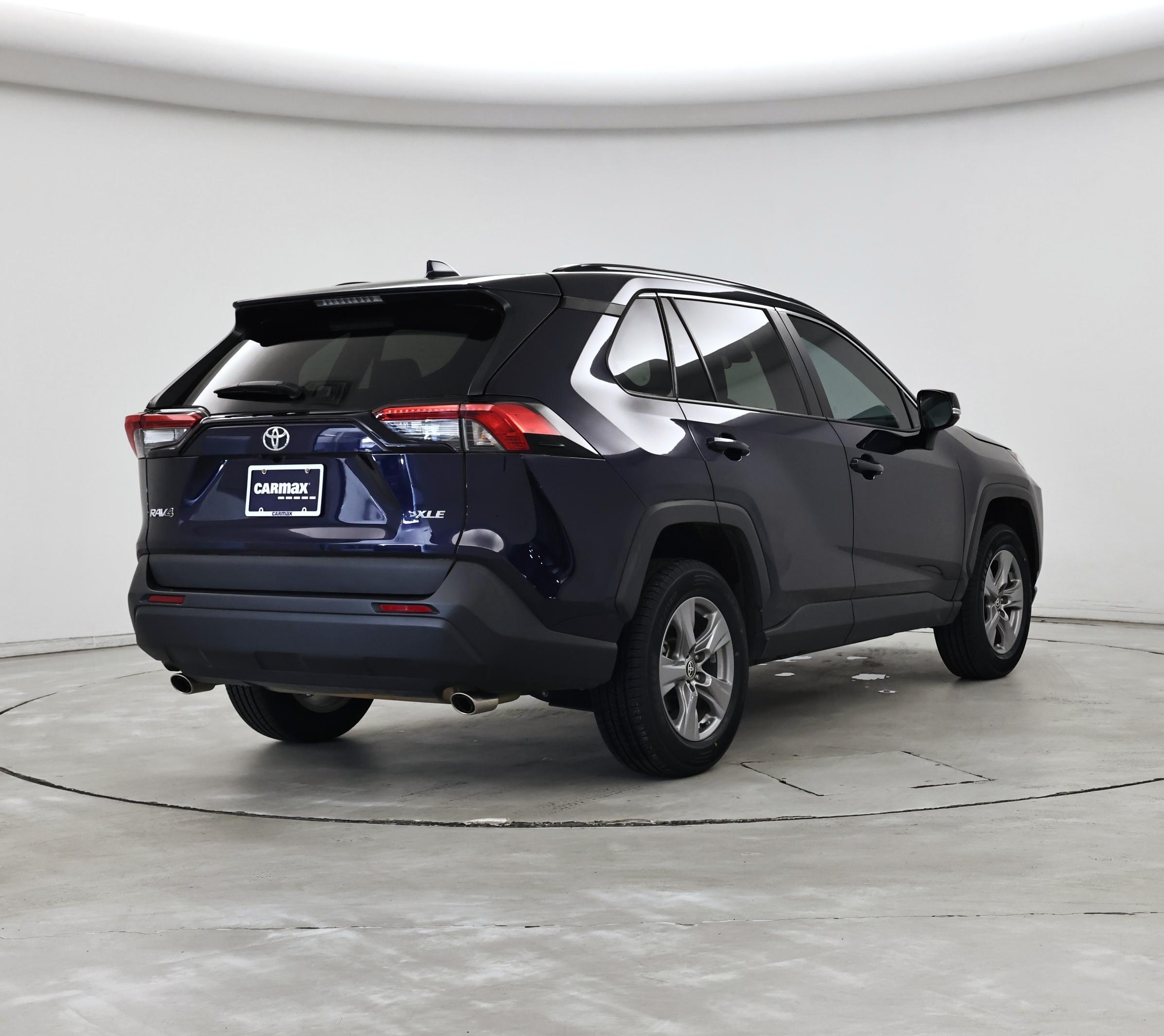 Thumbnail: 2023 Toyota RAV4 - 8