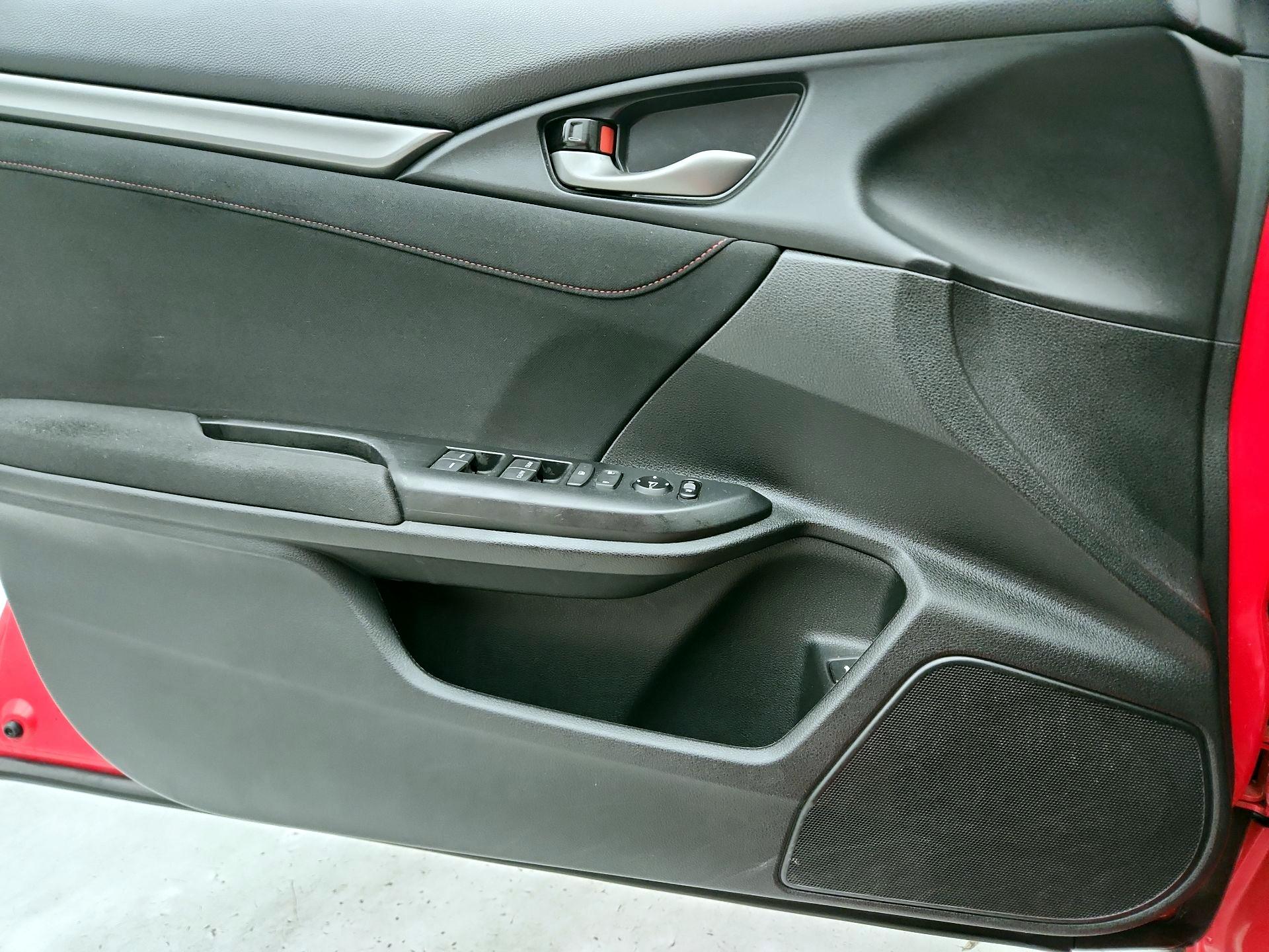 Thumbnail: 2017 Honda Civic - 12