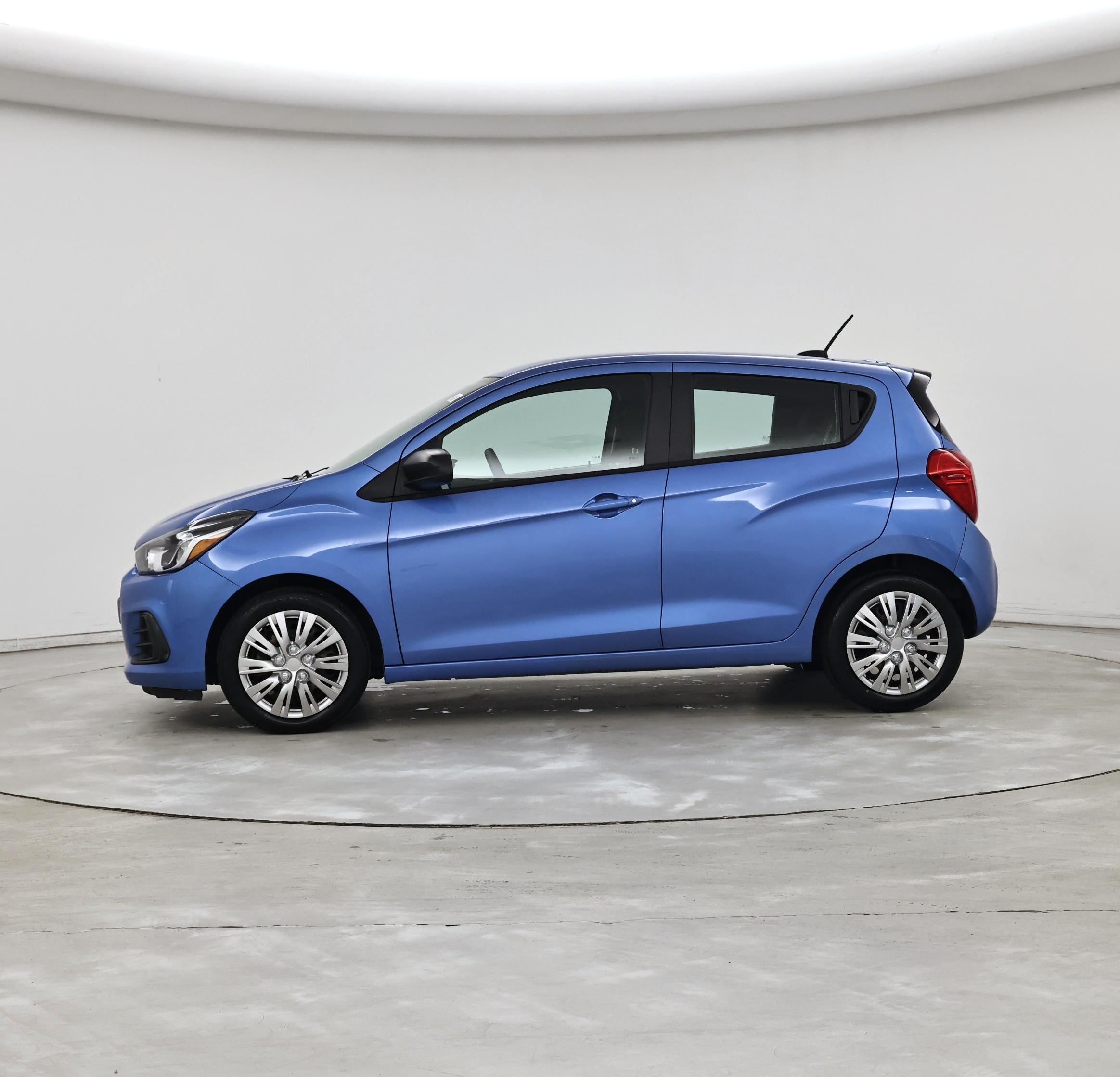 Thumbnail: 2017 Chevrolet Spark - 3