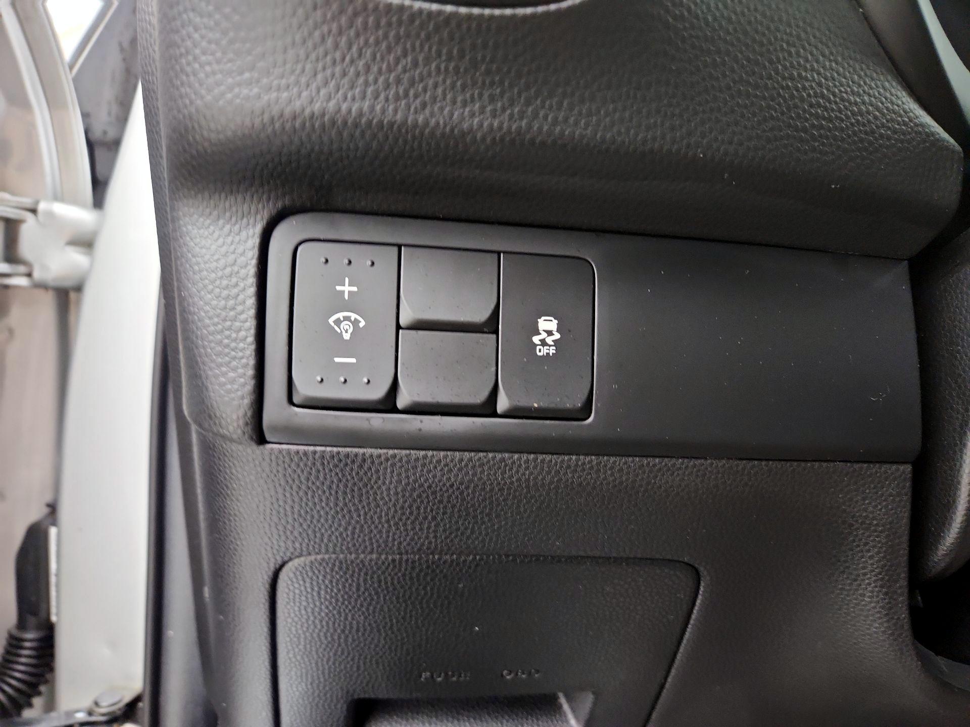 Thumbnail: 2018 Kia Soul - 13